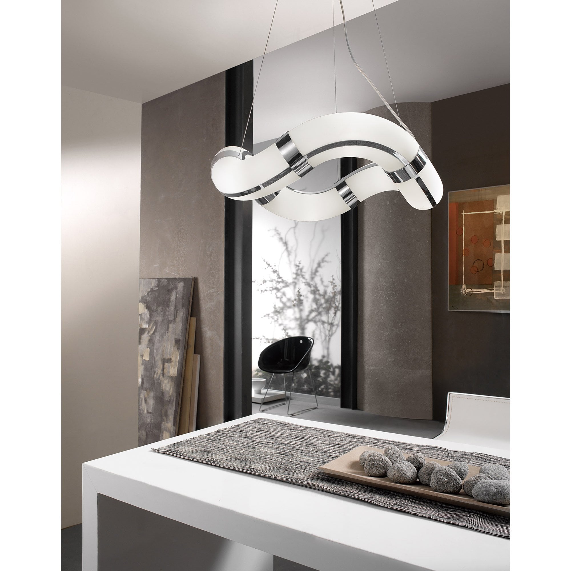 M0657 Guss Wall Lamp E27 2 Light E27 Polished Chrome/White Acrylic