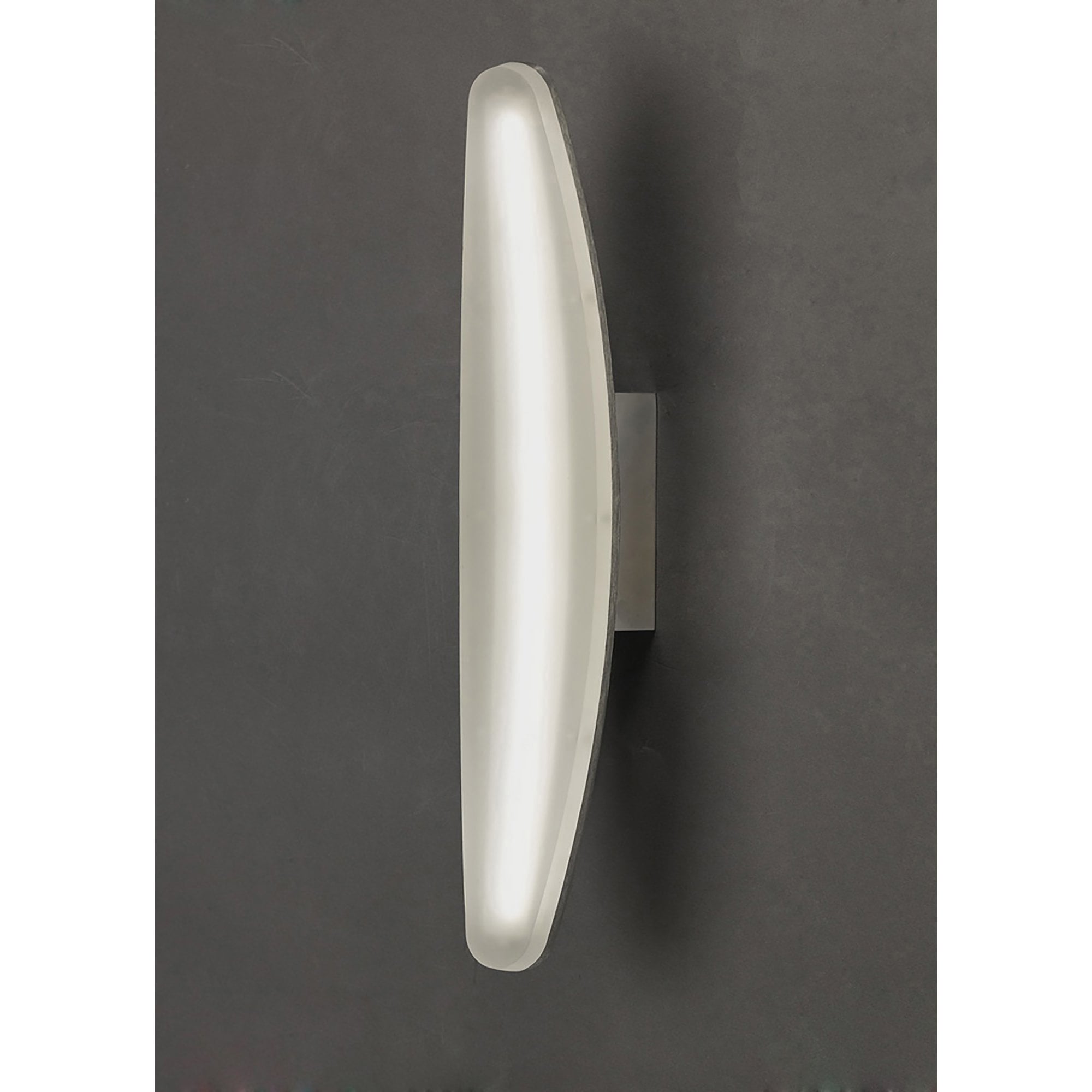 M4084 Hemisferic Wall Lamp 6W LED Satin Aluminium / Frosted Acrylic