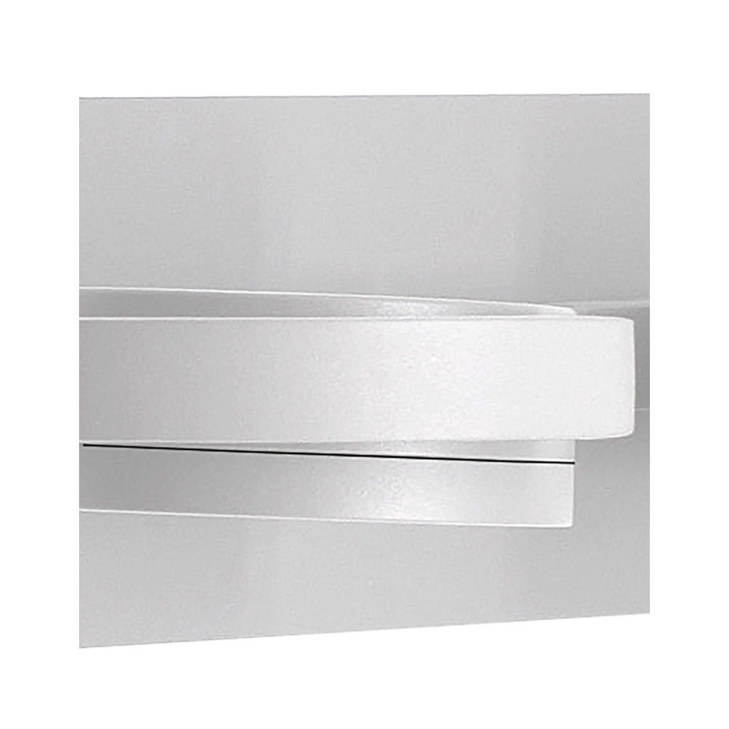 M6768 Iguazu Outdoor Wall Lamp 2 Light White