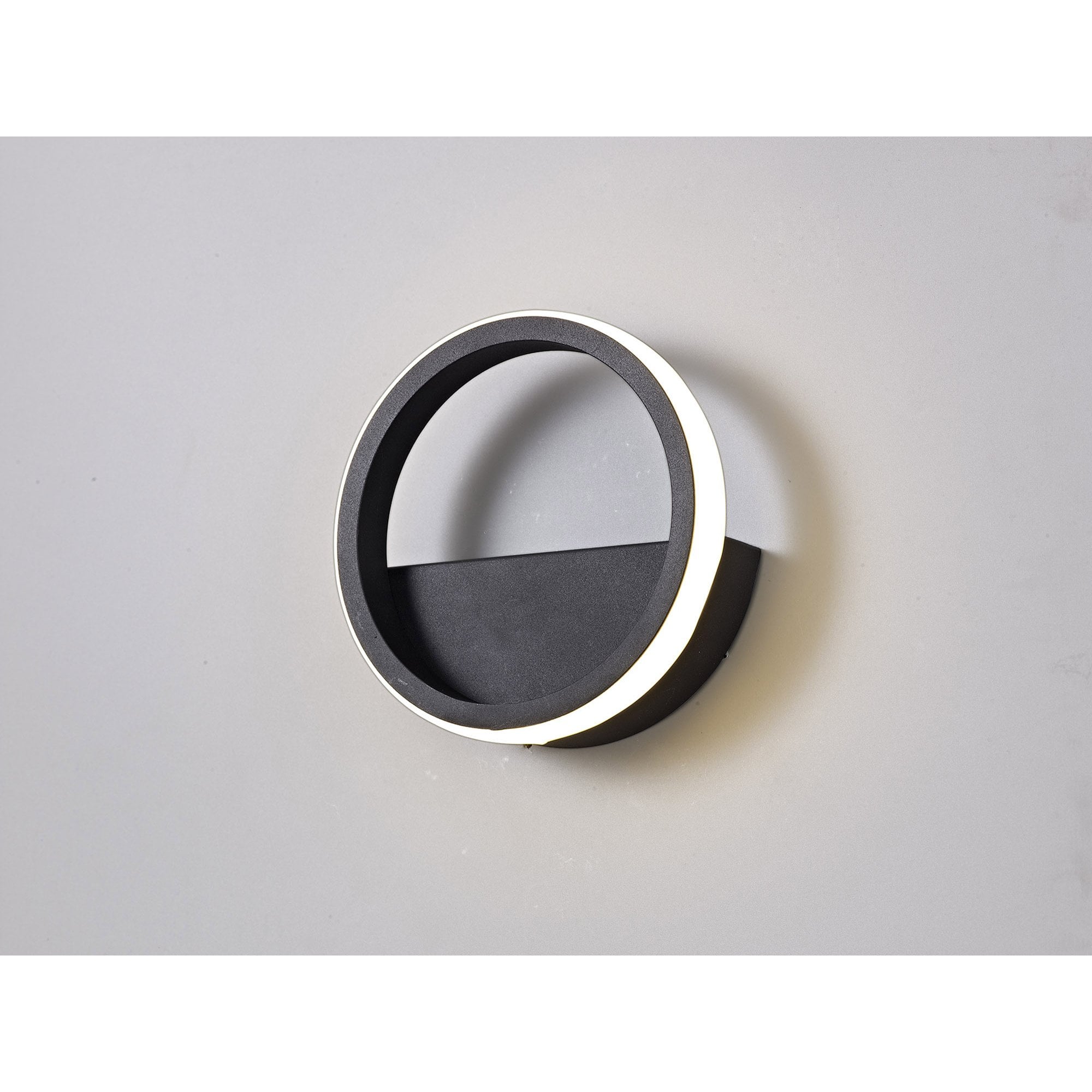 M7144 Kitesurf Wall Lamp 8W LED Black