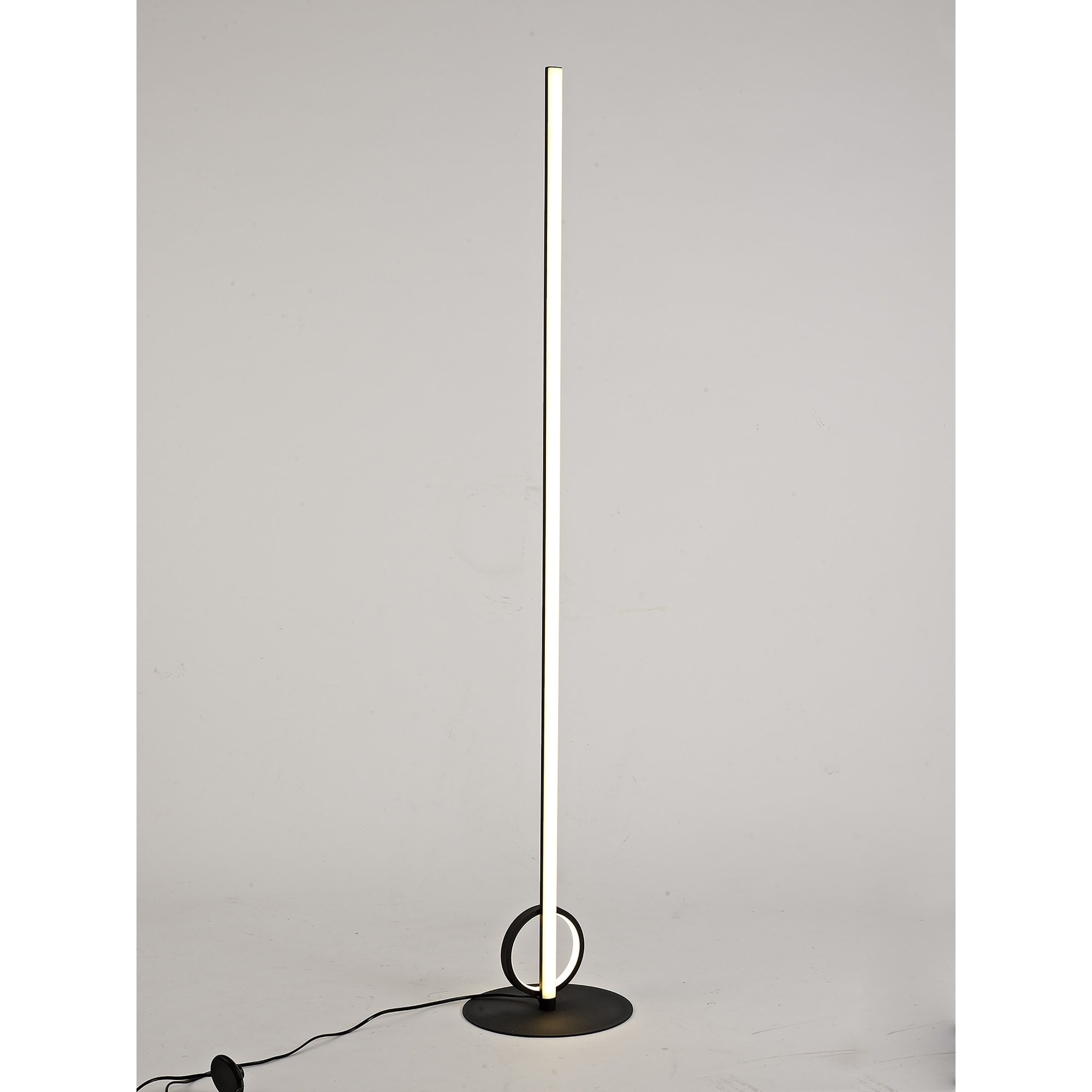 M7146 Kitesurf Floor Lamp 24W LED Black