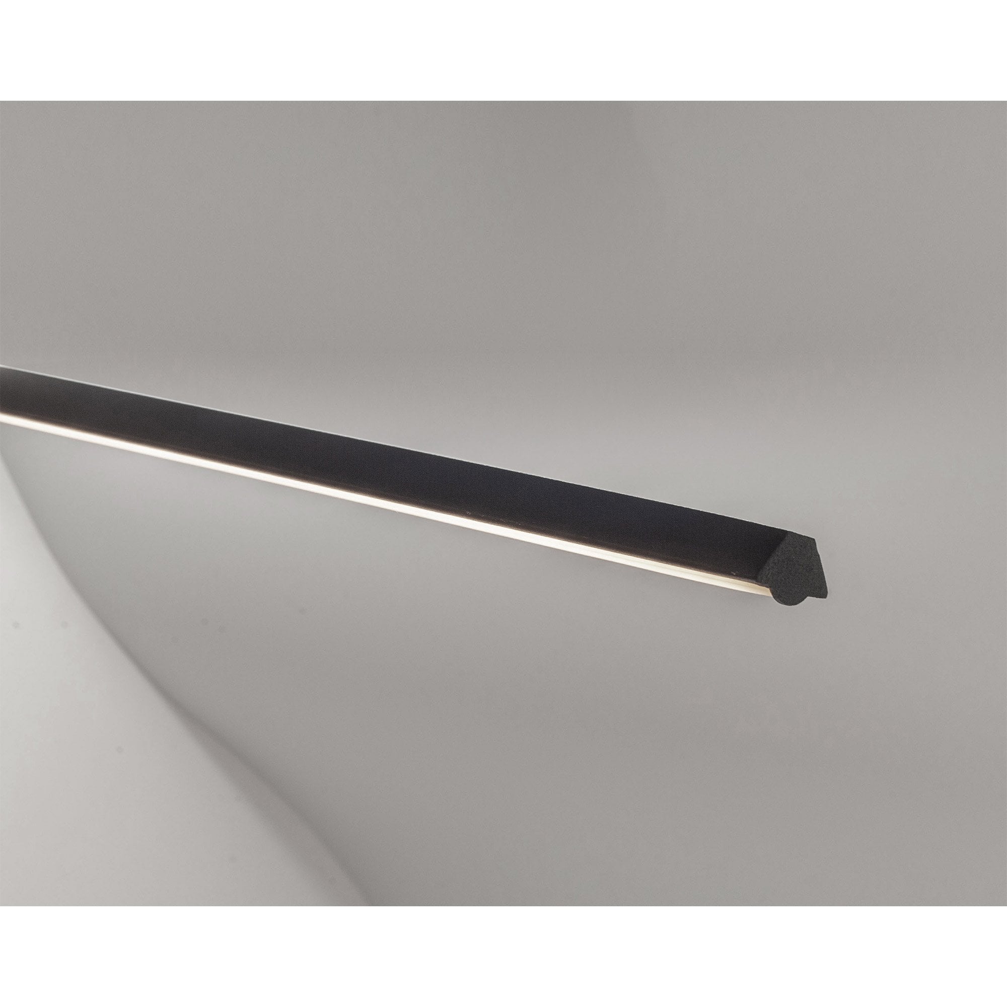 M7143 Kitesurf Loop Under Linear Pendant 30W LED Black