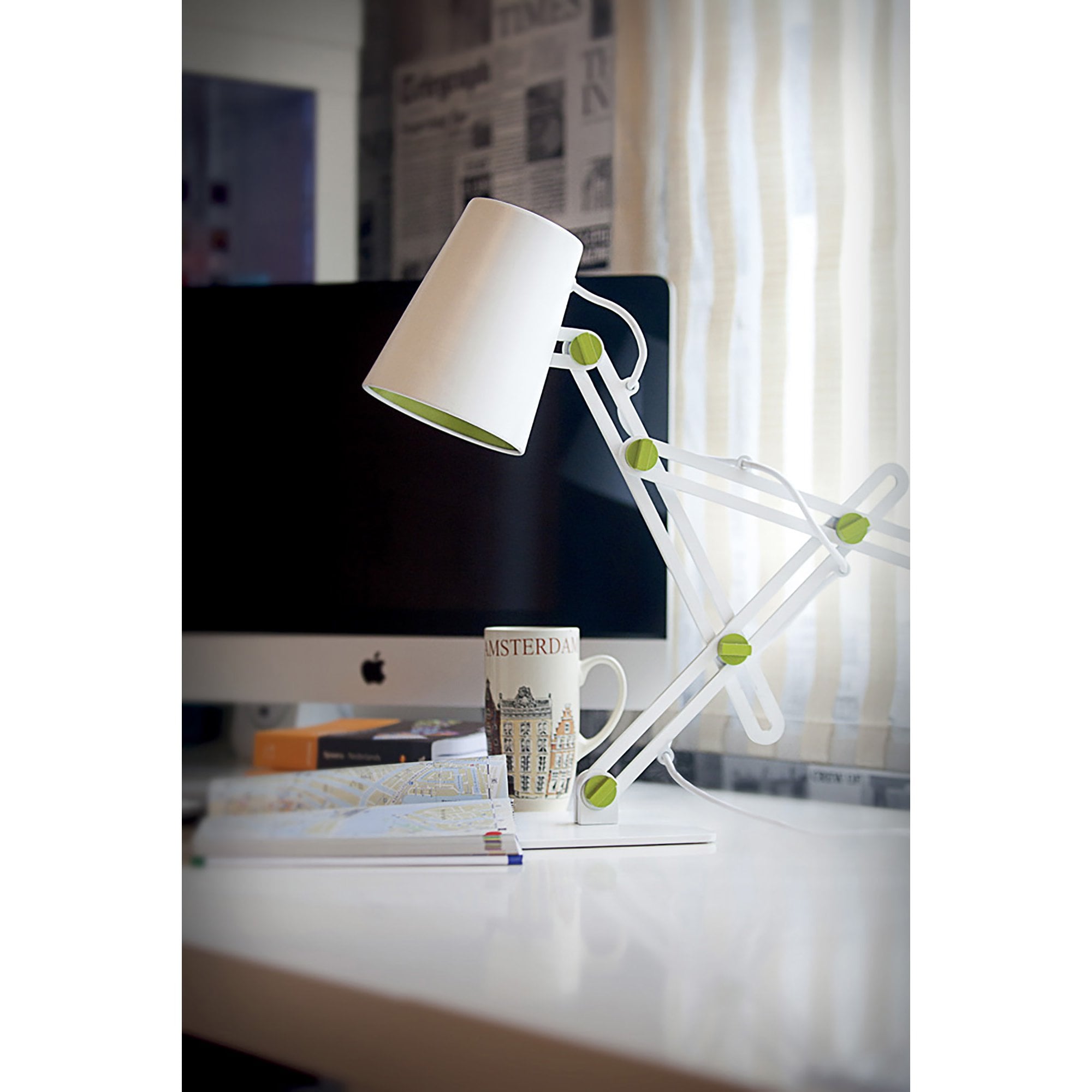 M3614 Looker Table Lamp 1 Light E27 Matt White/Green