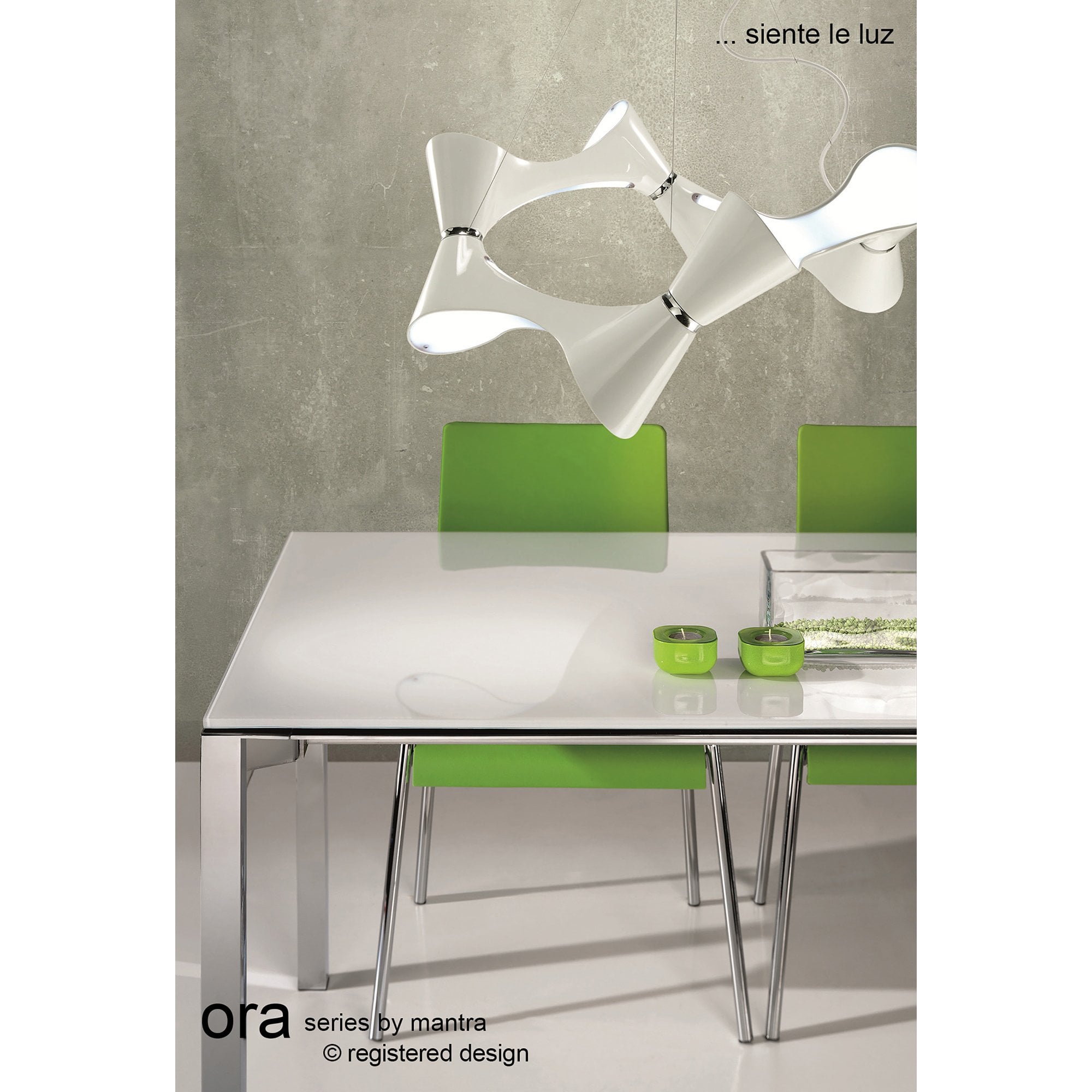 M1542 Ora Pendant 8 Twisted Round Light E27 Gloss White / White Acrylic / Polished Chrome