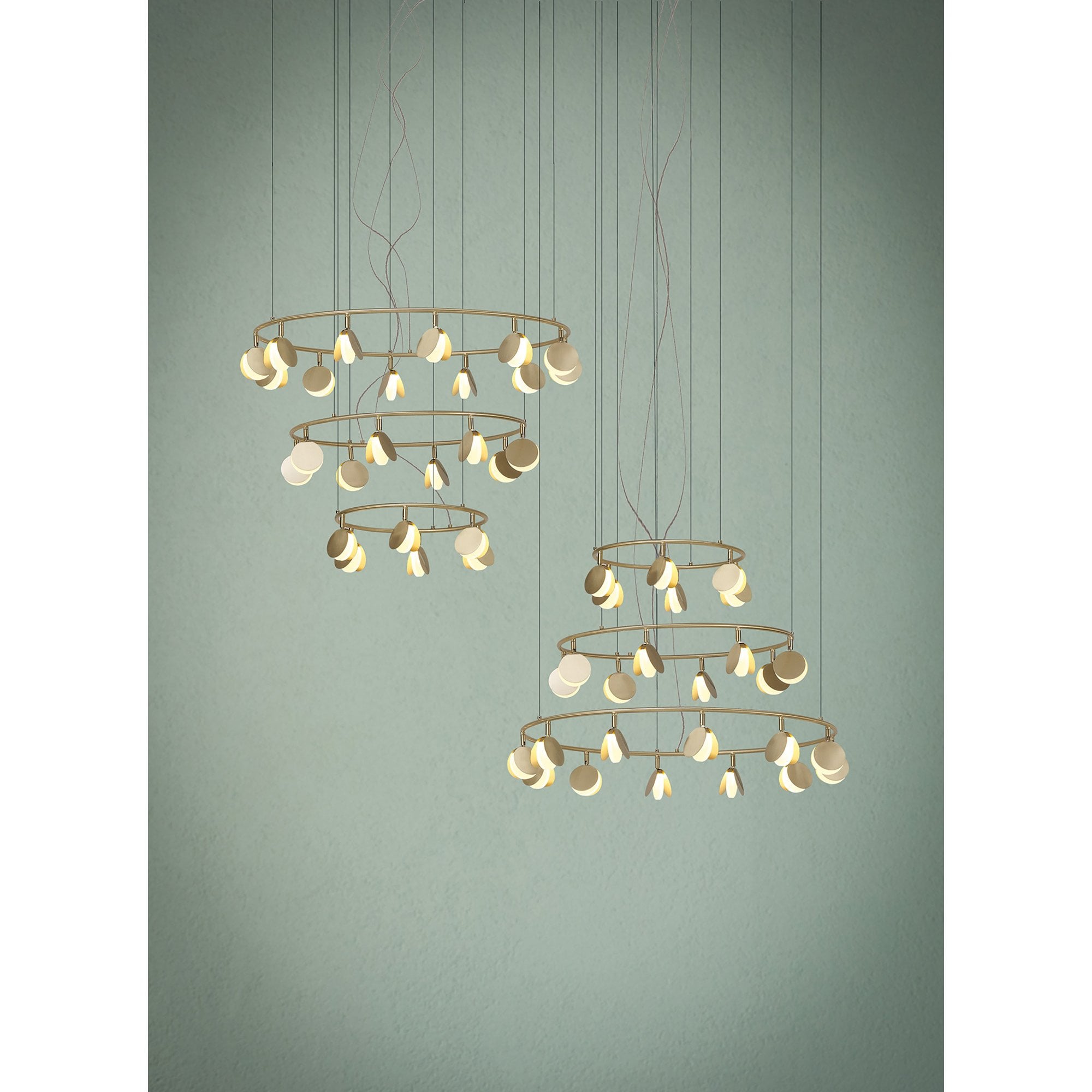 M7356 Shell 8+6 Light Pendant Round 70W LED Gold