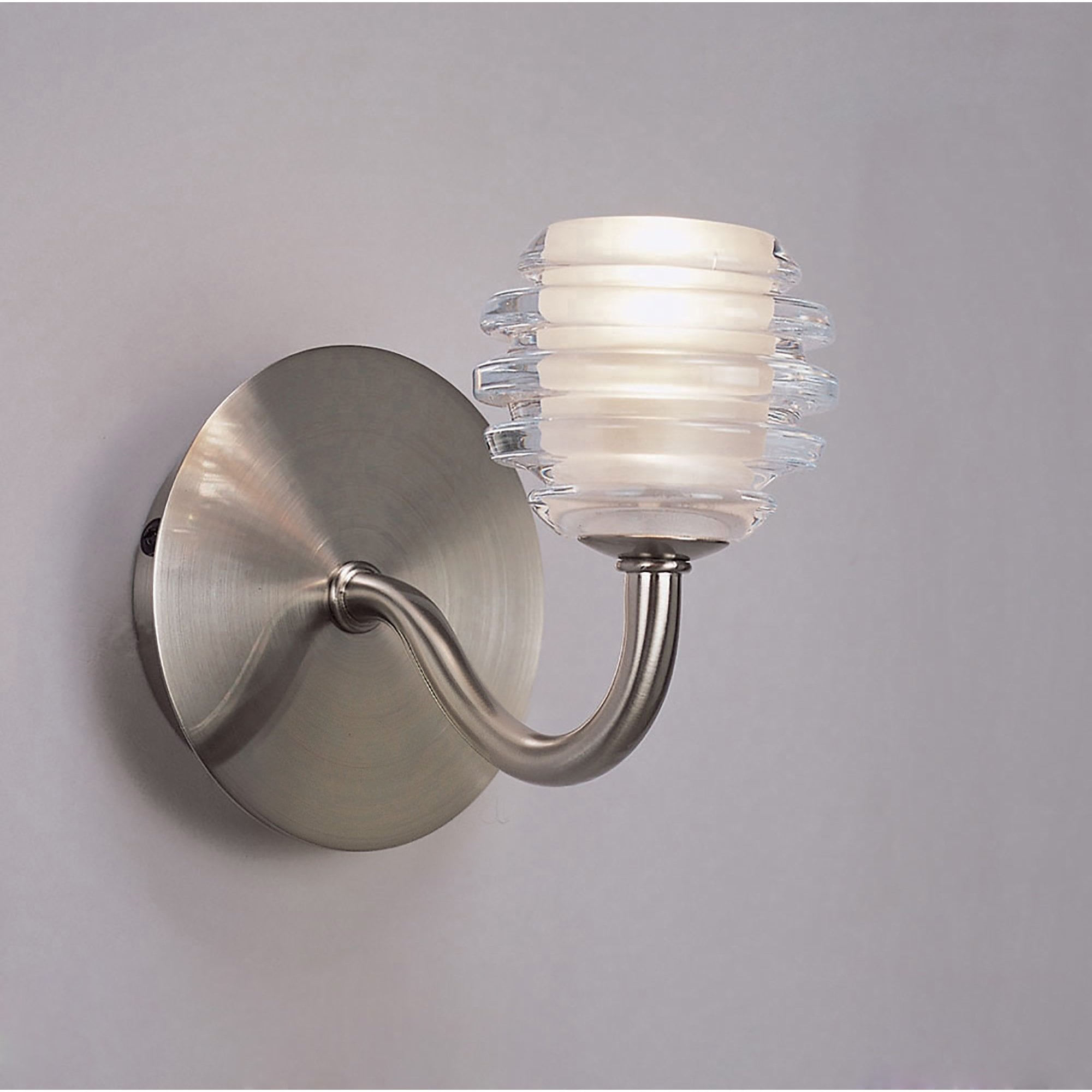 M8001/1 Sphere Wall Lamp Switched 1 Light G9 Satin Nickel