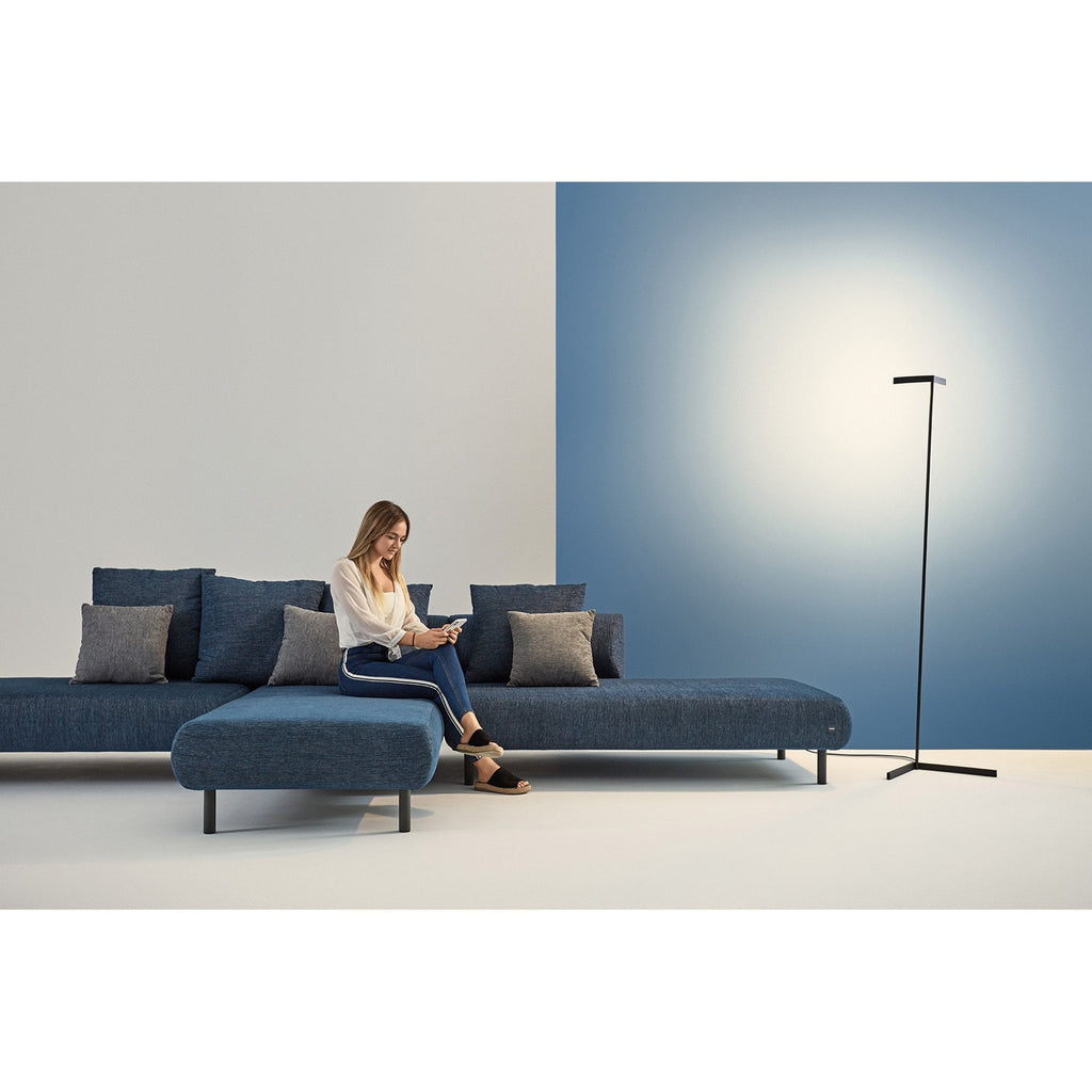 M7333 Vector Floor Lamp 20W LED Black