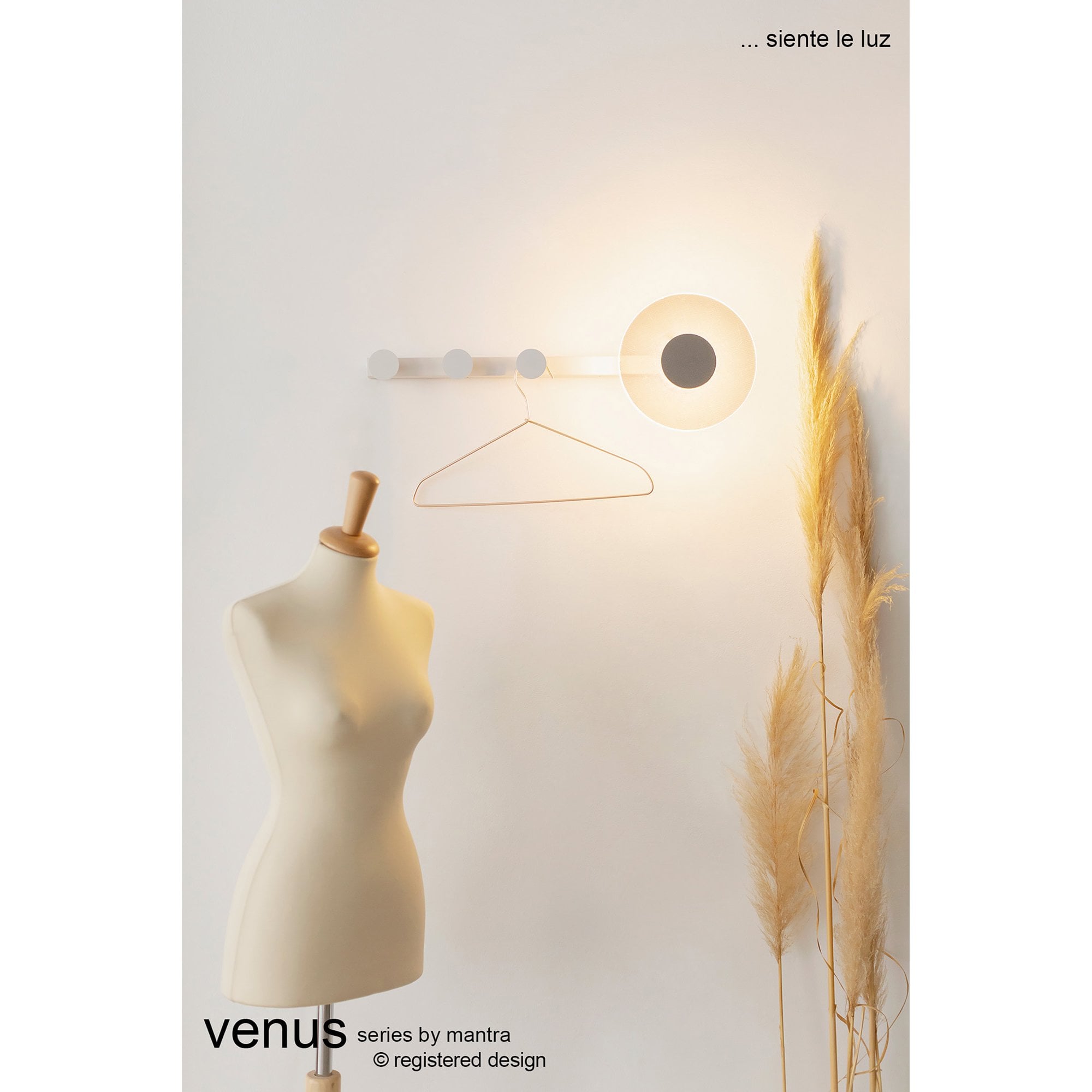 M8035 Venus Wall Lamp 18W LED Gold