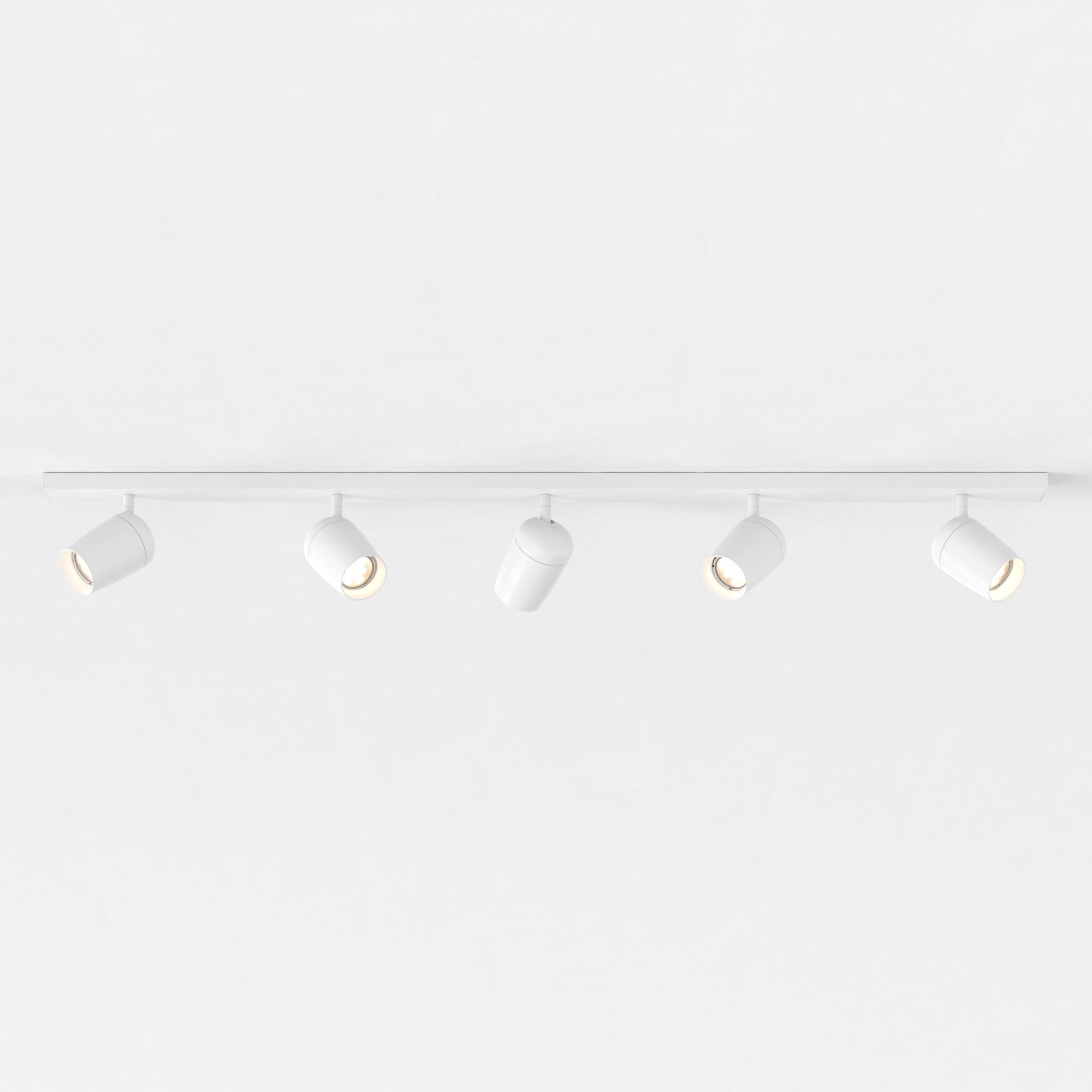 1478016 Koto Five Bar Spotlight Matt White (S)