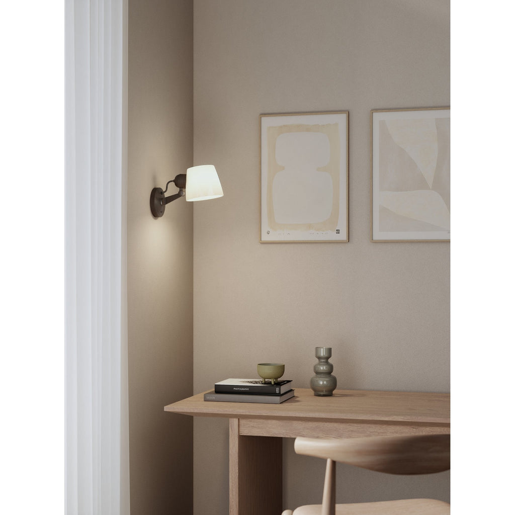 1460003 Imari Adjustable Wall Light Bronze