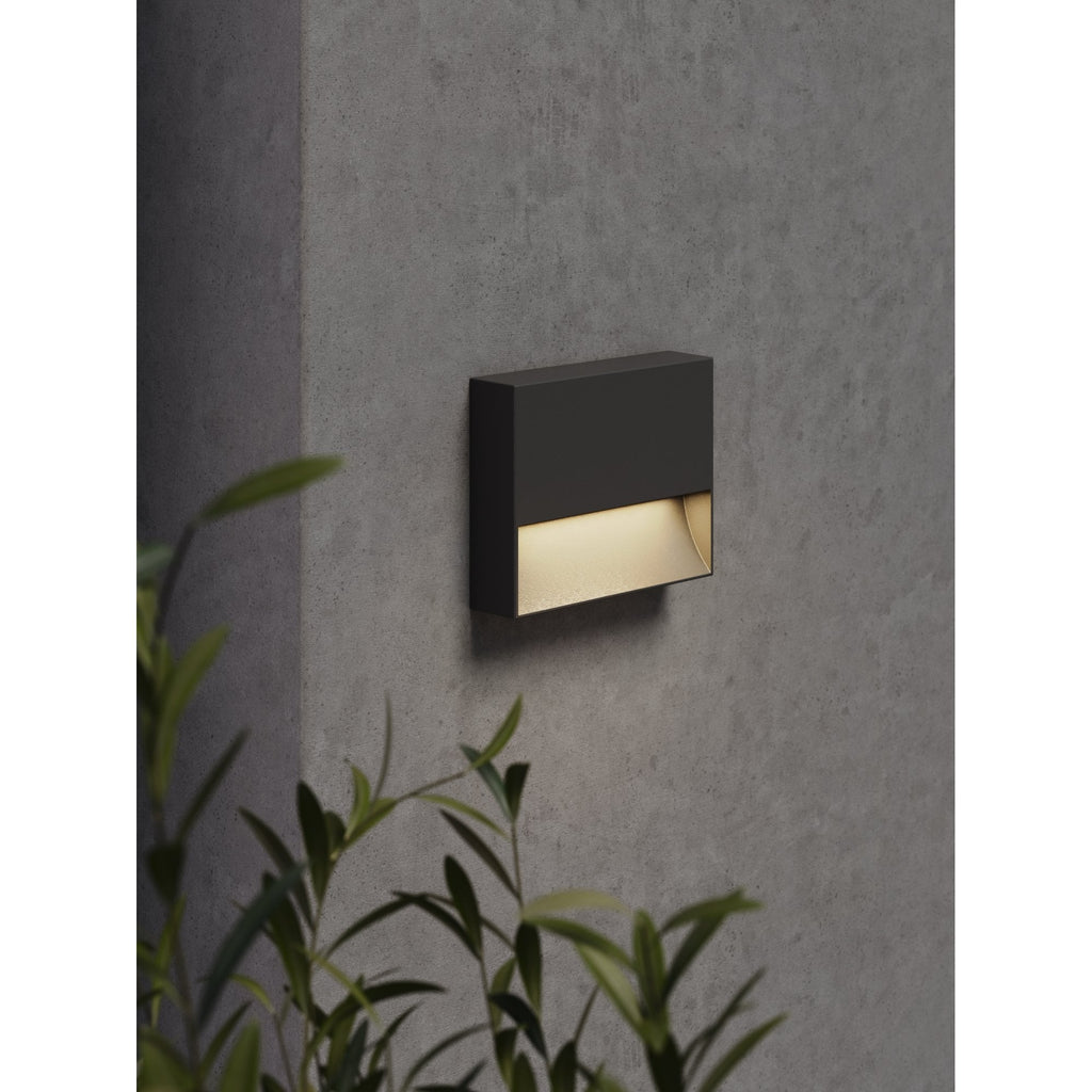 1466001 Mori 140 LED Outdoor Marker Light Textured Black
