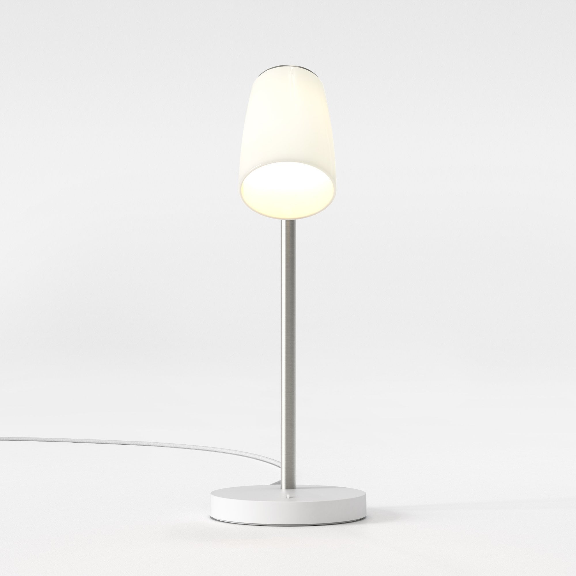 1467003 Carlton Desk Table Light Porcelain