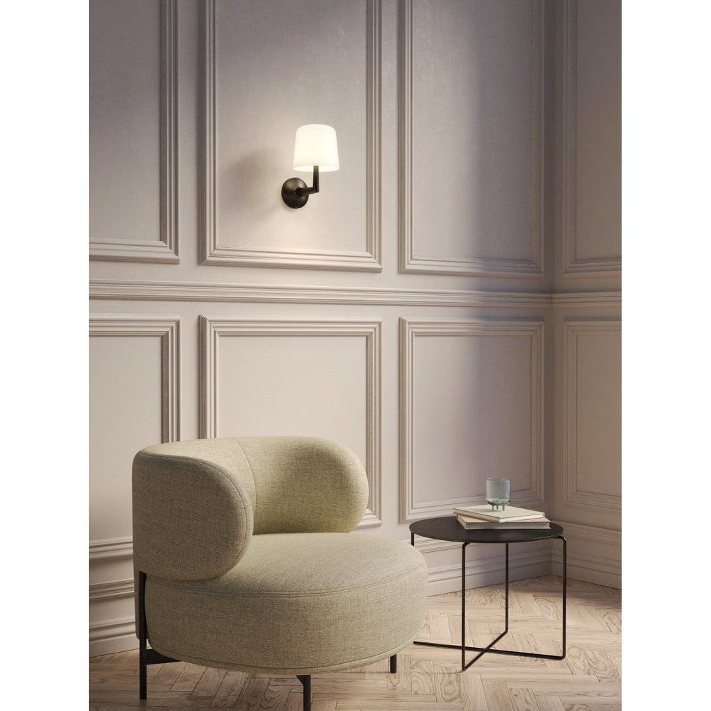 1470003 Ella Wall Light Matt Black