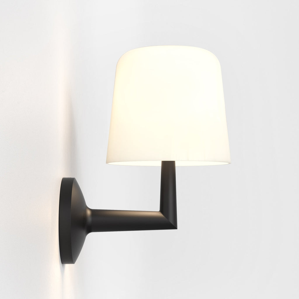 1470003 Ella Wall Light Matt Black