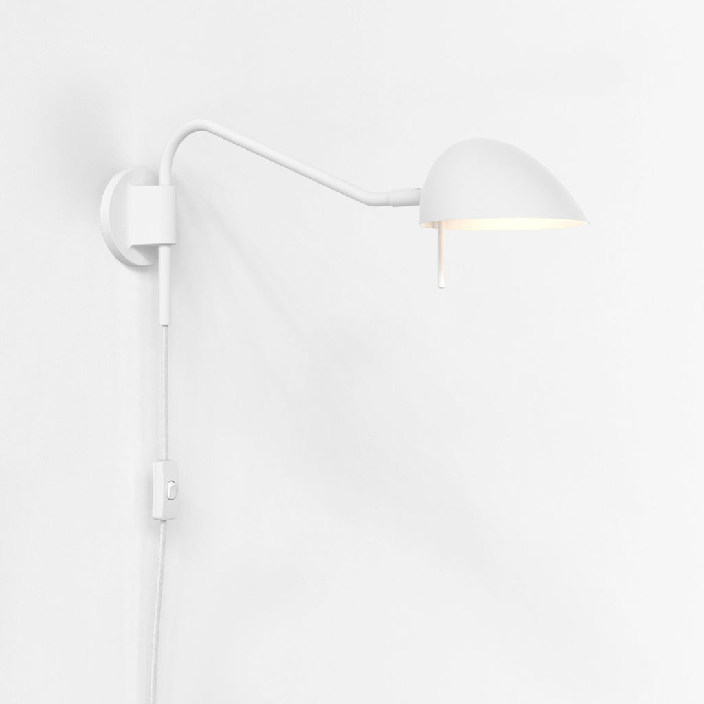 1476002 Serge Plug-In Reading Light Matt White