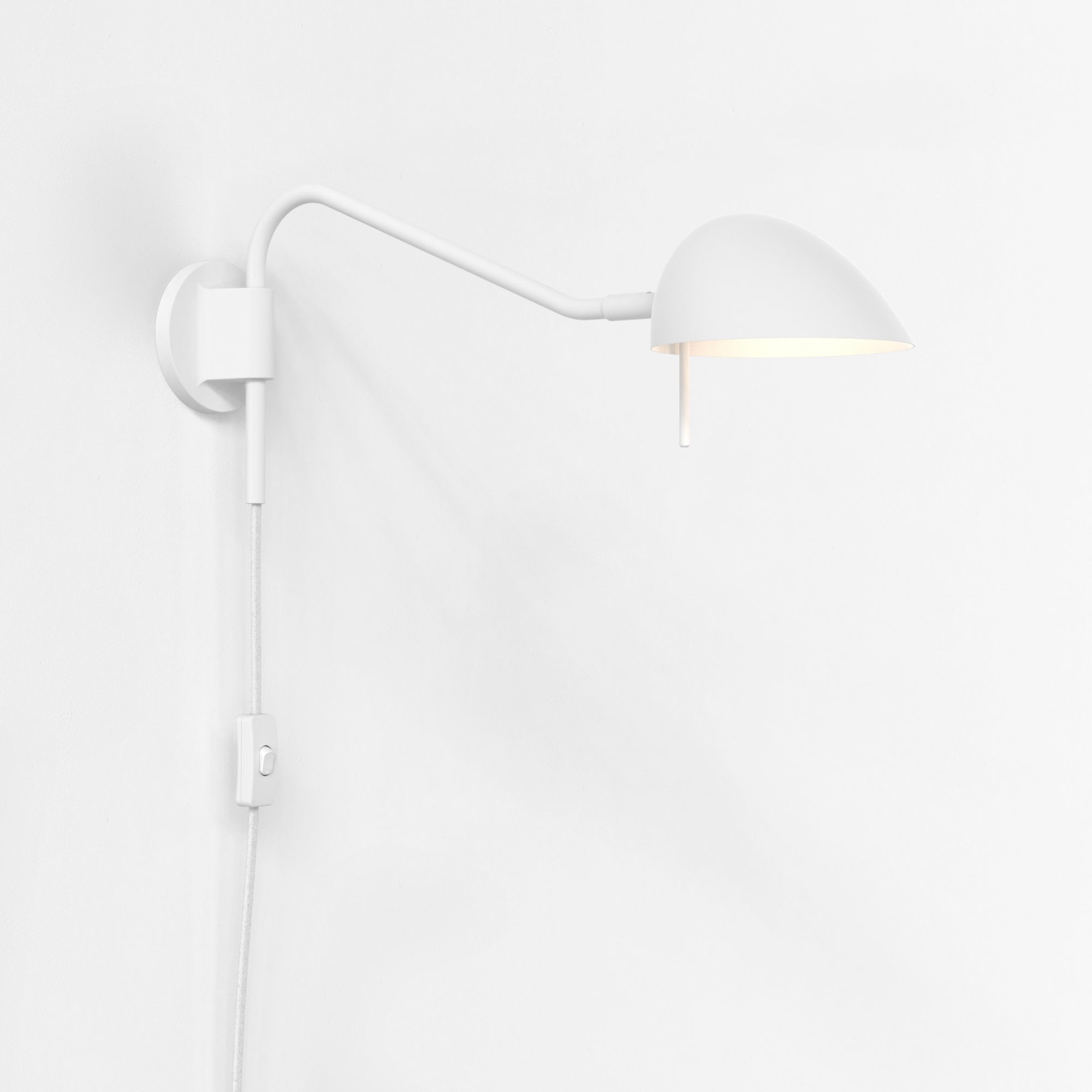 1476002 Serge Plug-In Reading Light Matt White