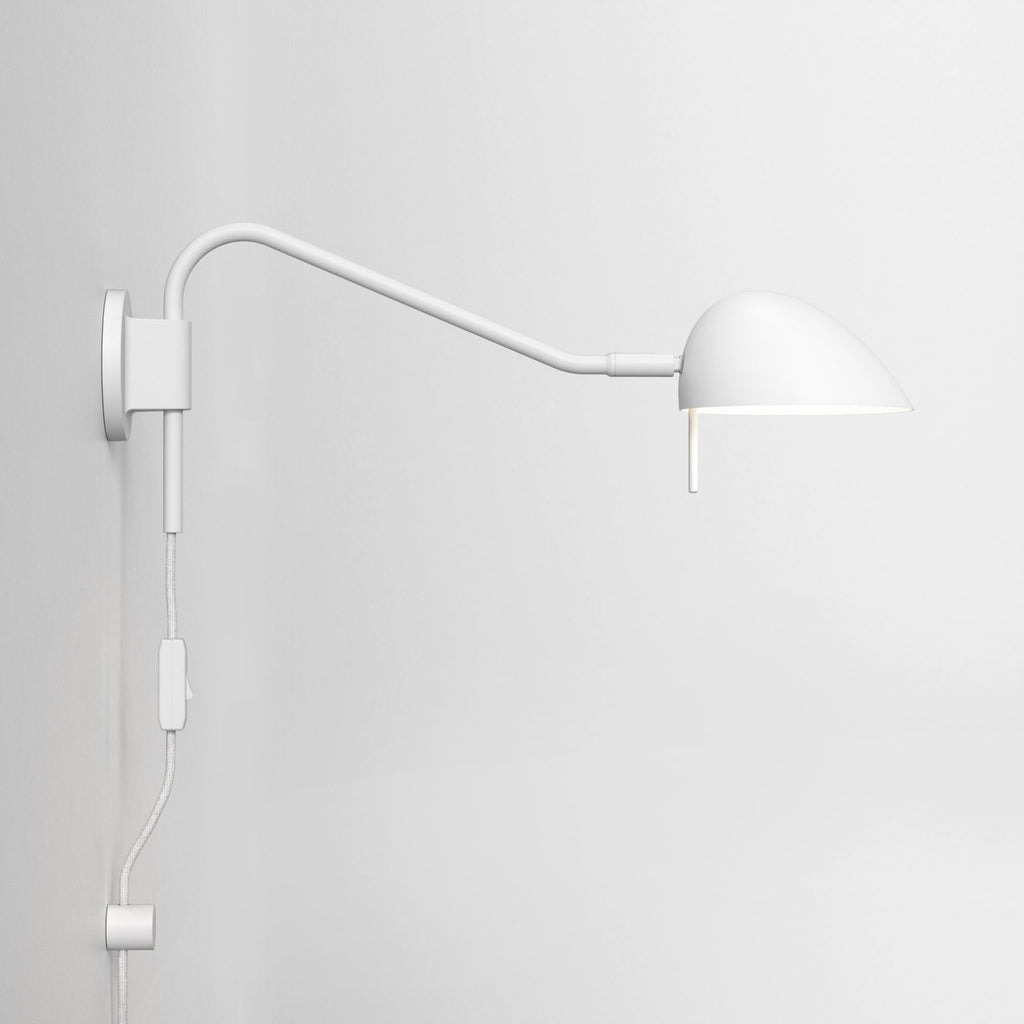 1476002 Serge Plug-In Reading Light Matt White