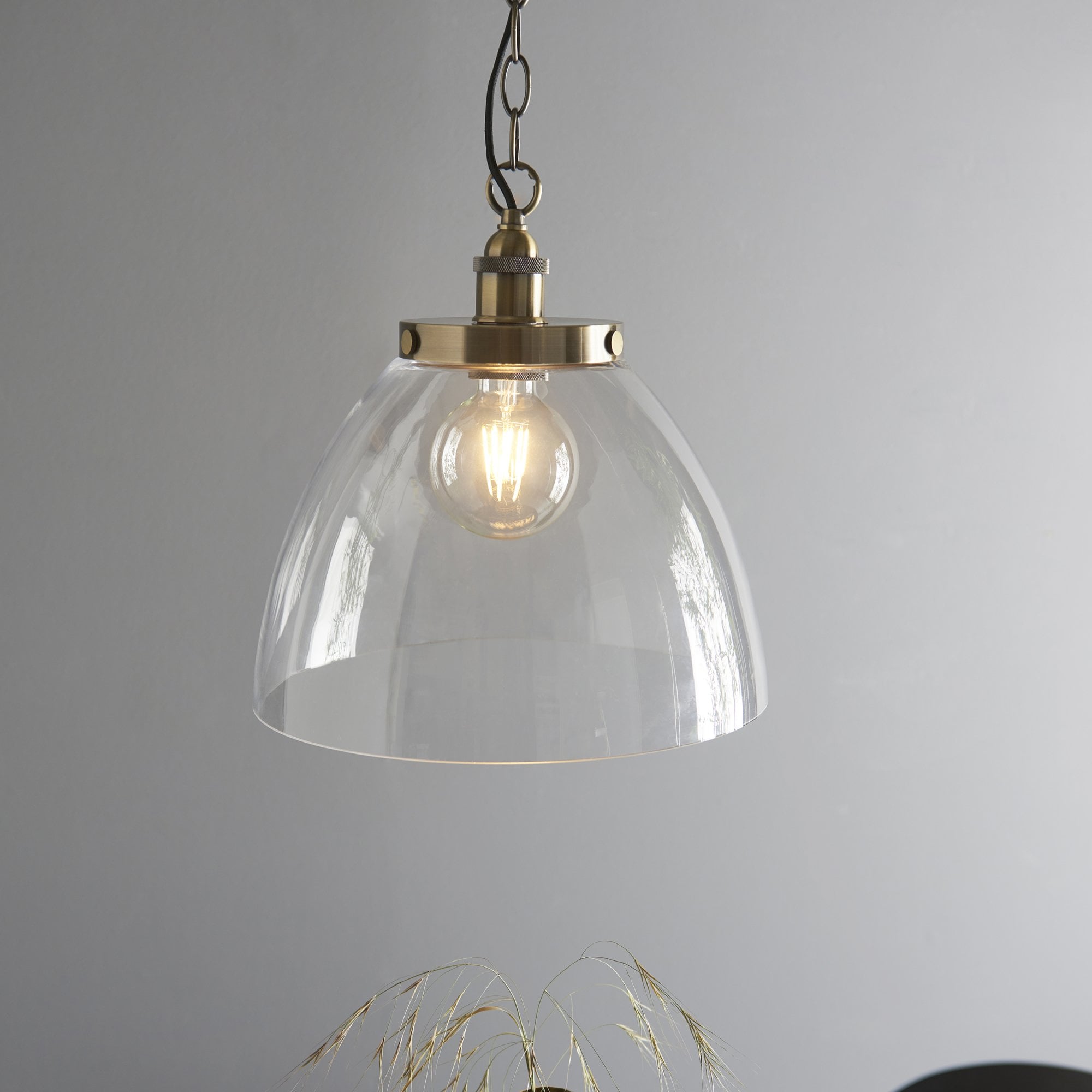 102926 Hansen Grand 1 Light Pendant Antique Brass Plate And Clear Glass