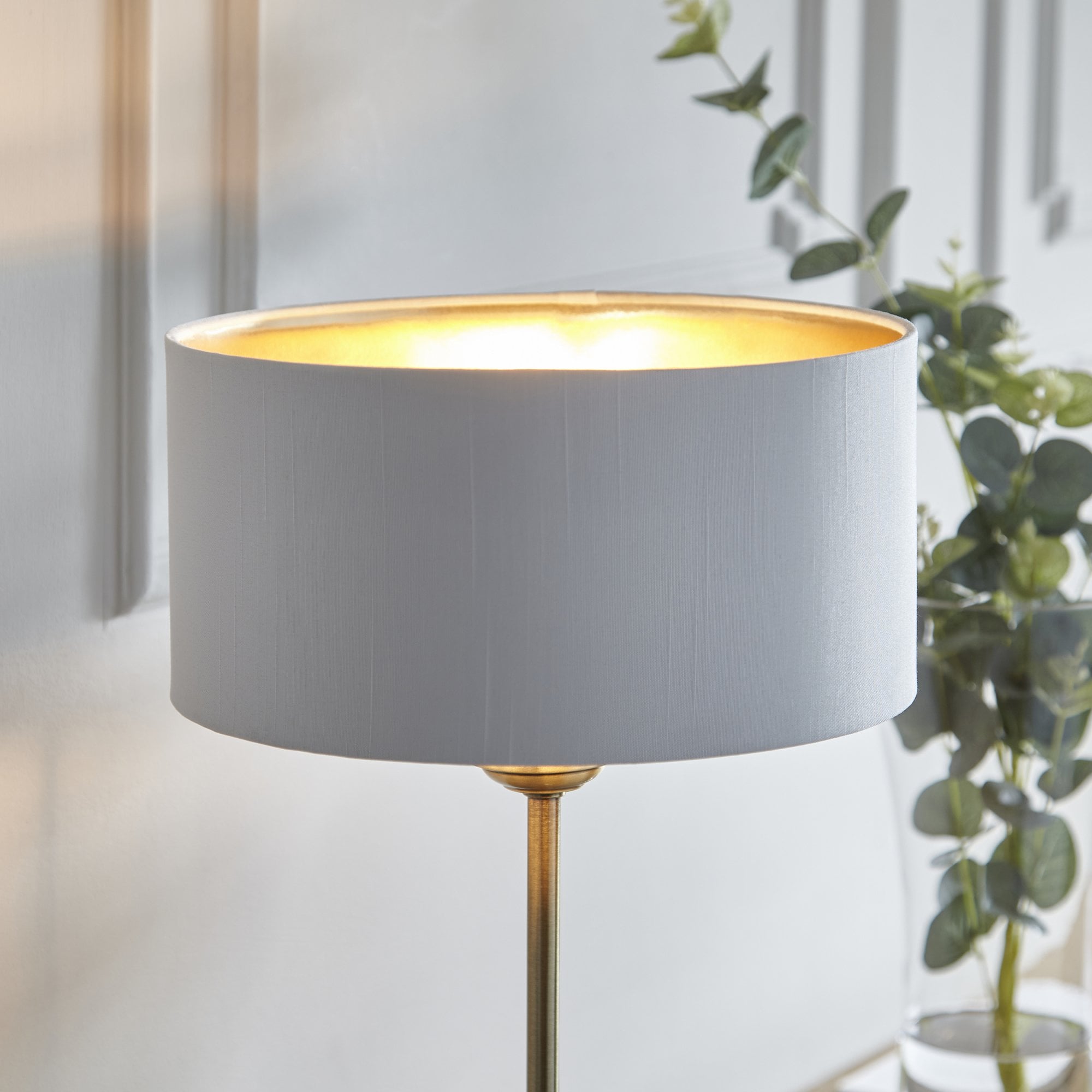 104054 Highclere 1 Light Table Lamp Antique Brass Plate And Vintage White Fabric