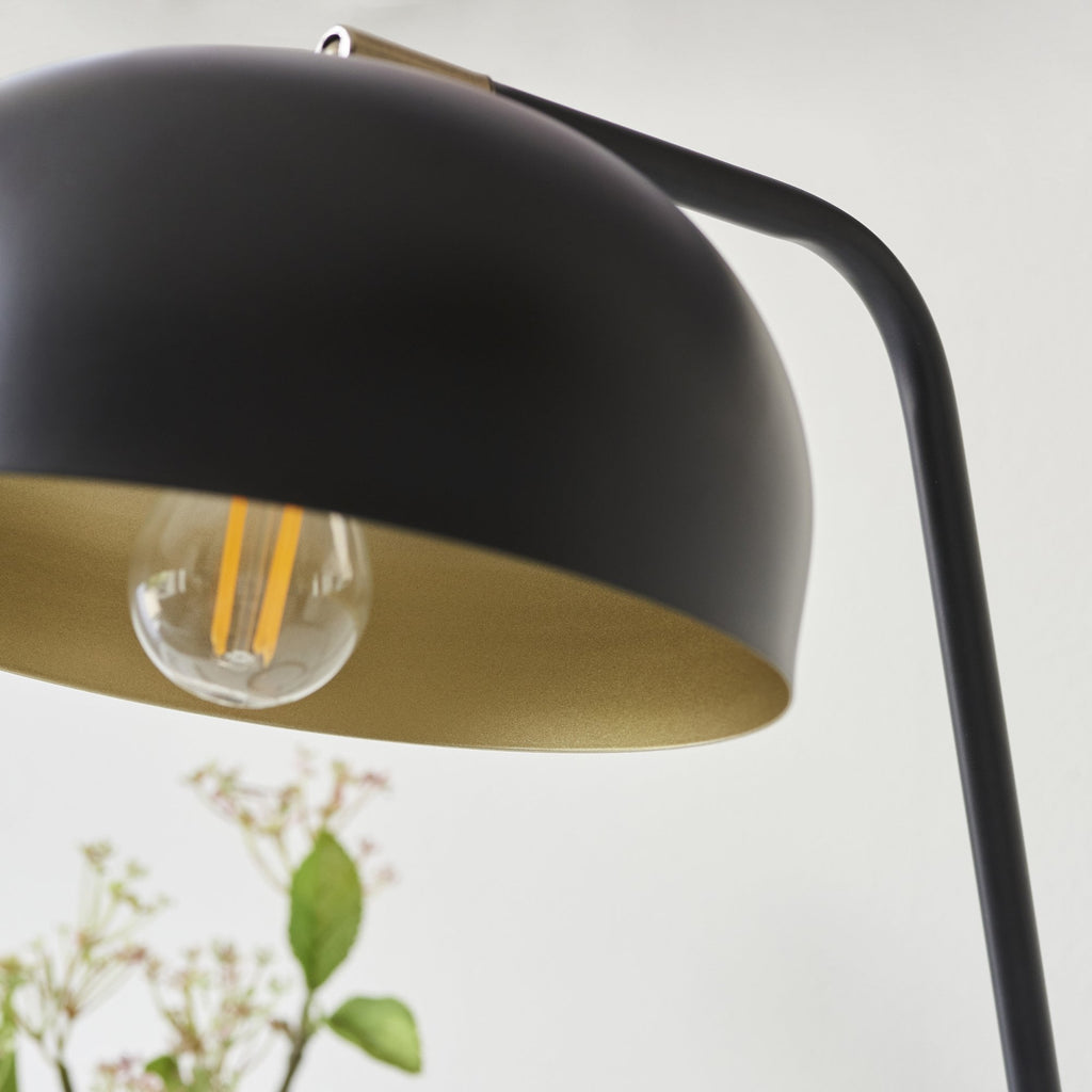 106336 Brair New 1 Light Table Lamp Matt Black And Antique Brass Paint