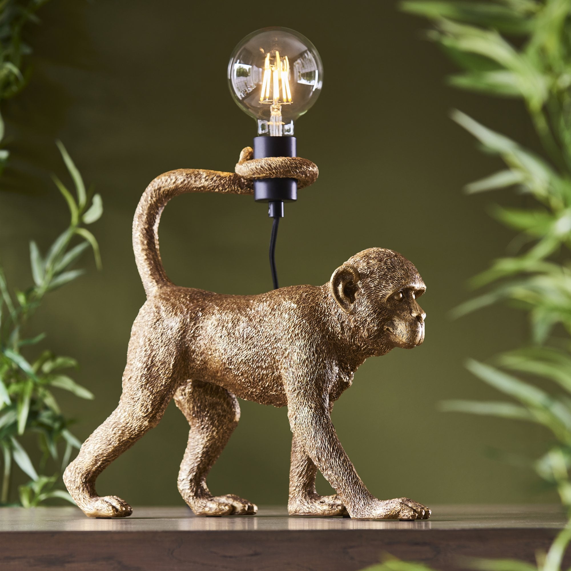 106792 Capuchin 1 Light Table Lamp Vintage Gold Paint And Matt Black