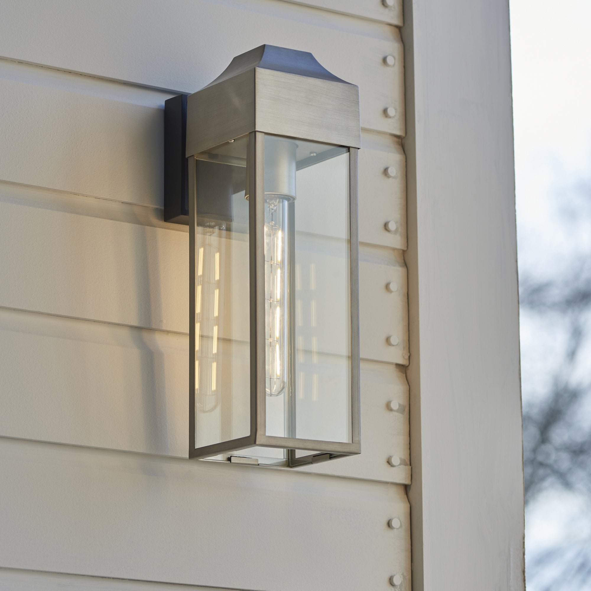 95529 Outdoor Wall 1 Light Brushed Silver Finish, Matt Black And Clear Glass