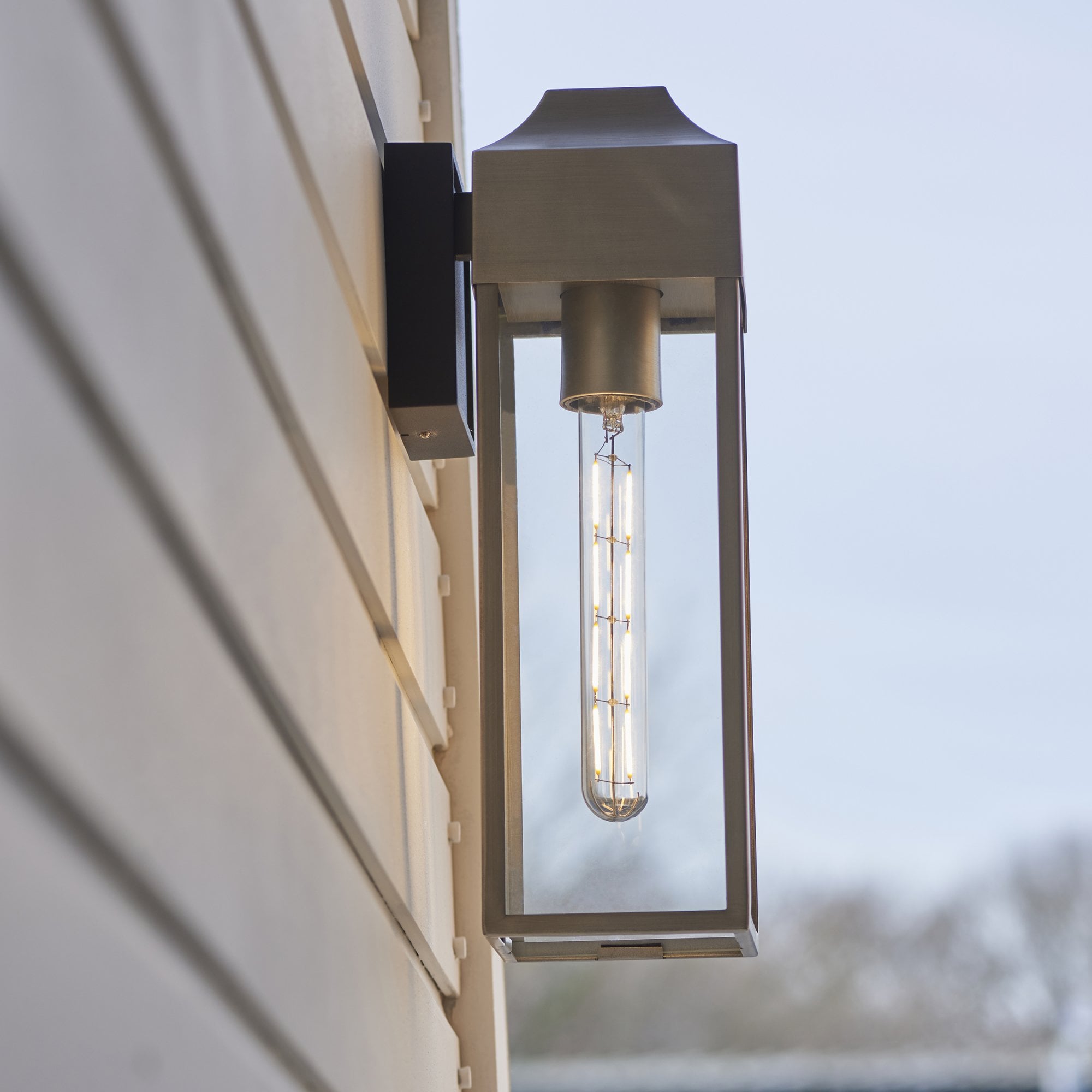 95529 Outdoor Wall 1 Light Brushed Silver Finish, Matt Black And Clear Glass