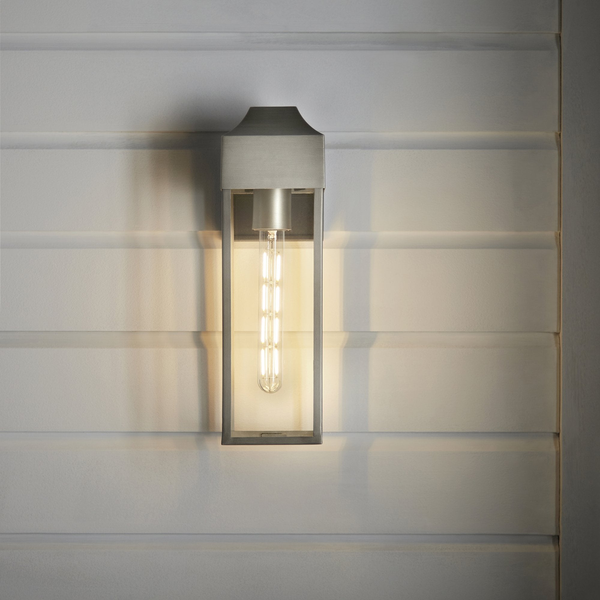 95529 Outdoor Wall 1 Light Brushed Silver Finish, Matt Black And Clear Glass