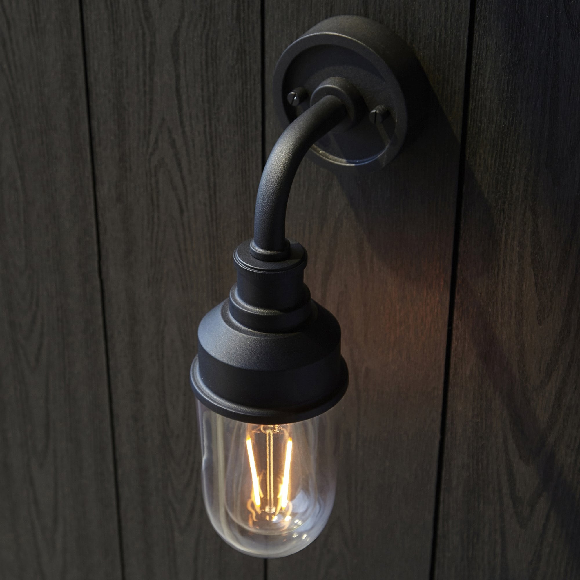 95884 Outdoor Wall 1 Light Matt Black And Clear Glass