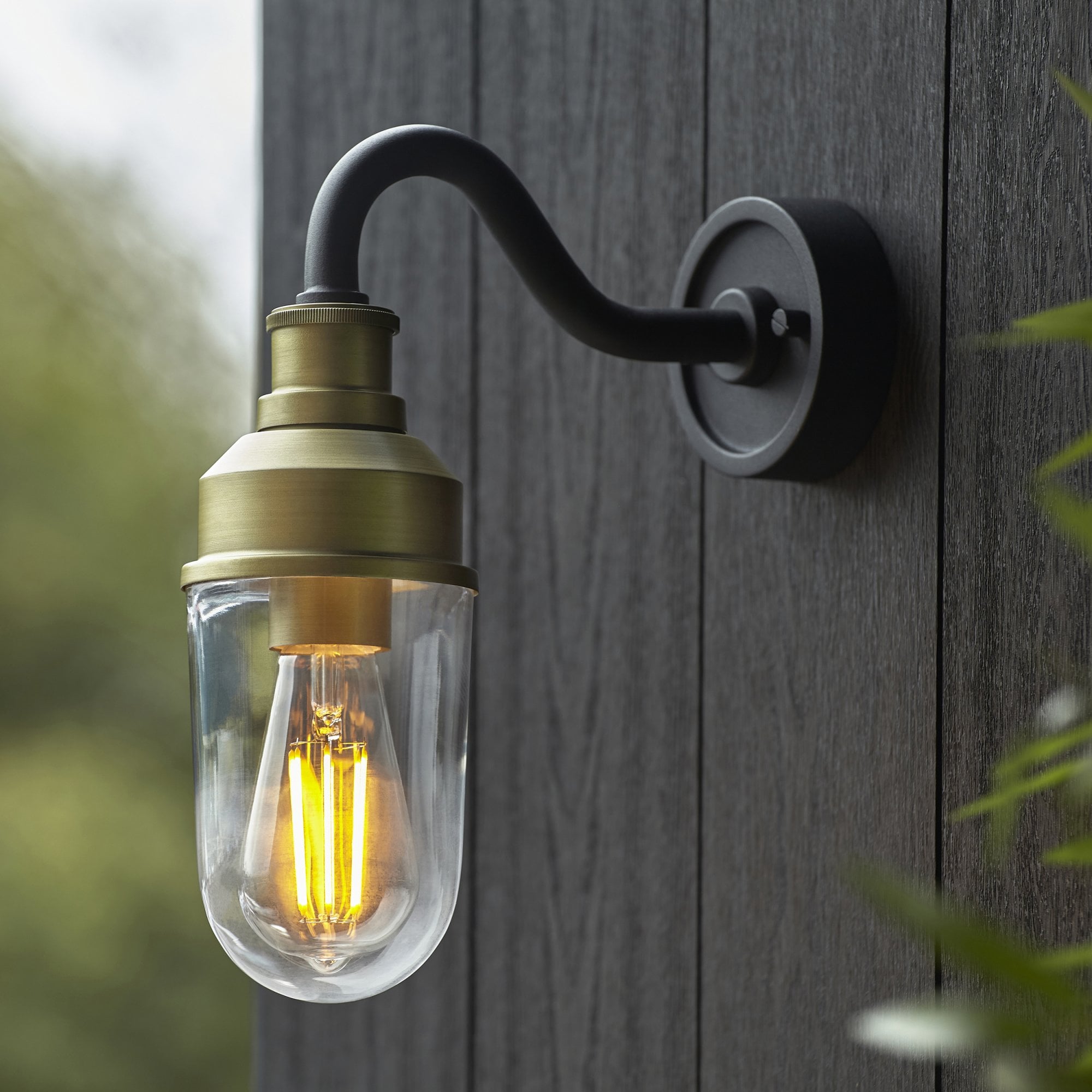 95887 Outdoor Wall 1 Light Matt Black And Brushed Gold Finish With Clear Glass