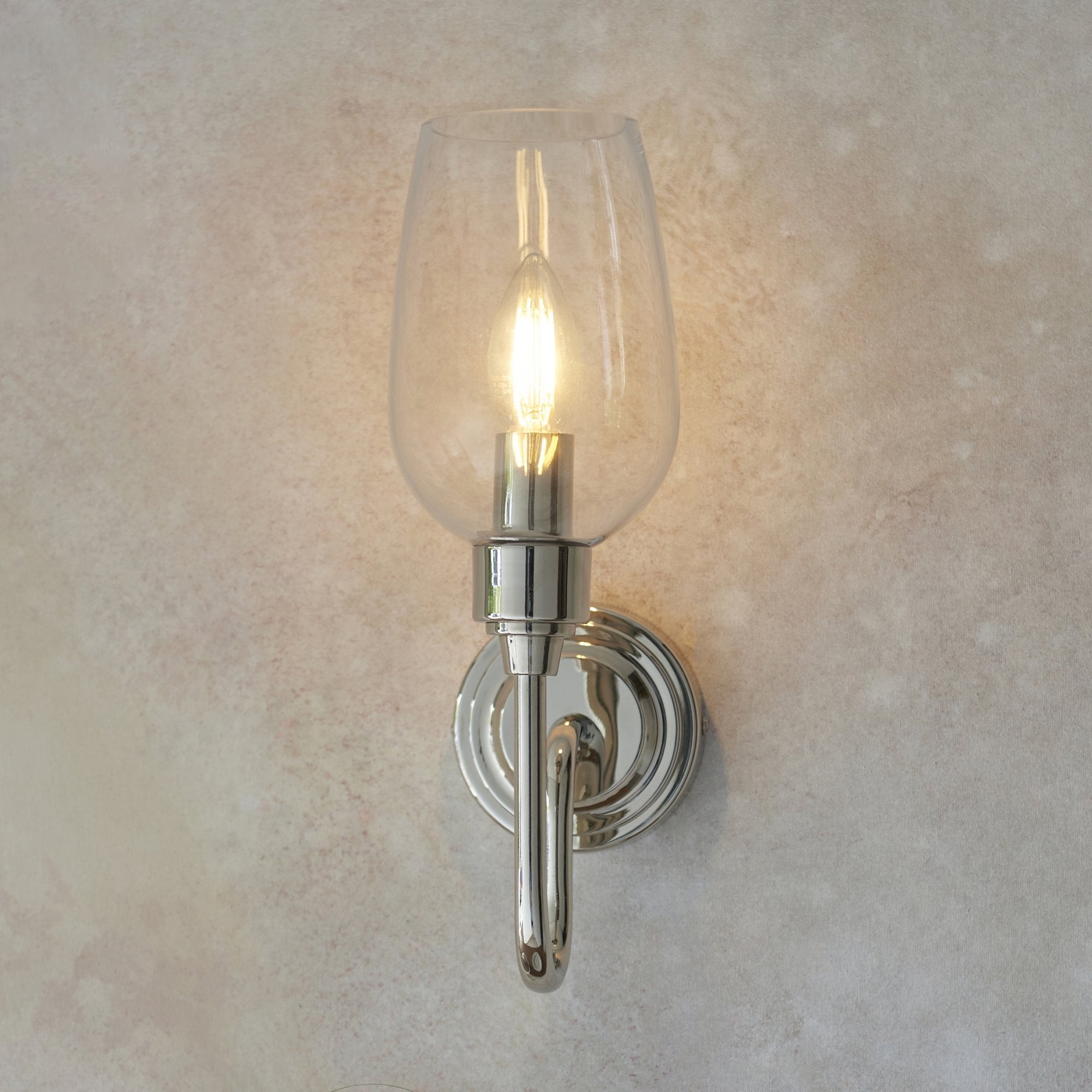 103316 Wall 1 Light Bright Nickel Plate And Clear Glass