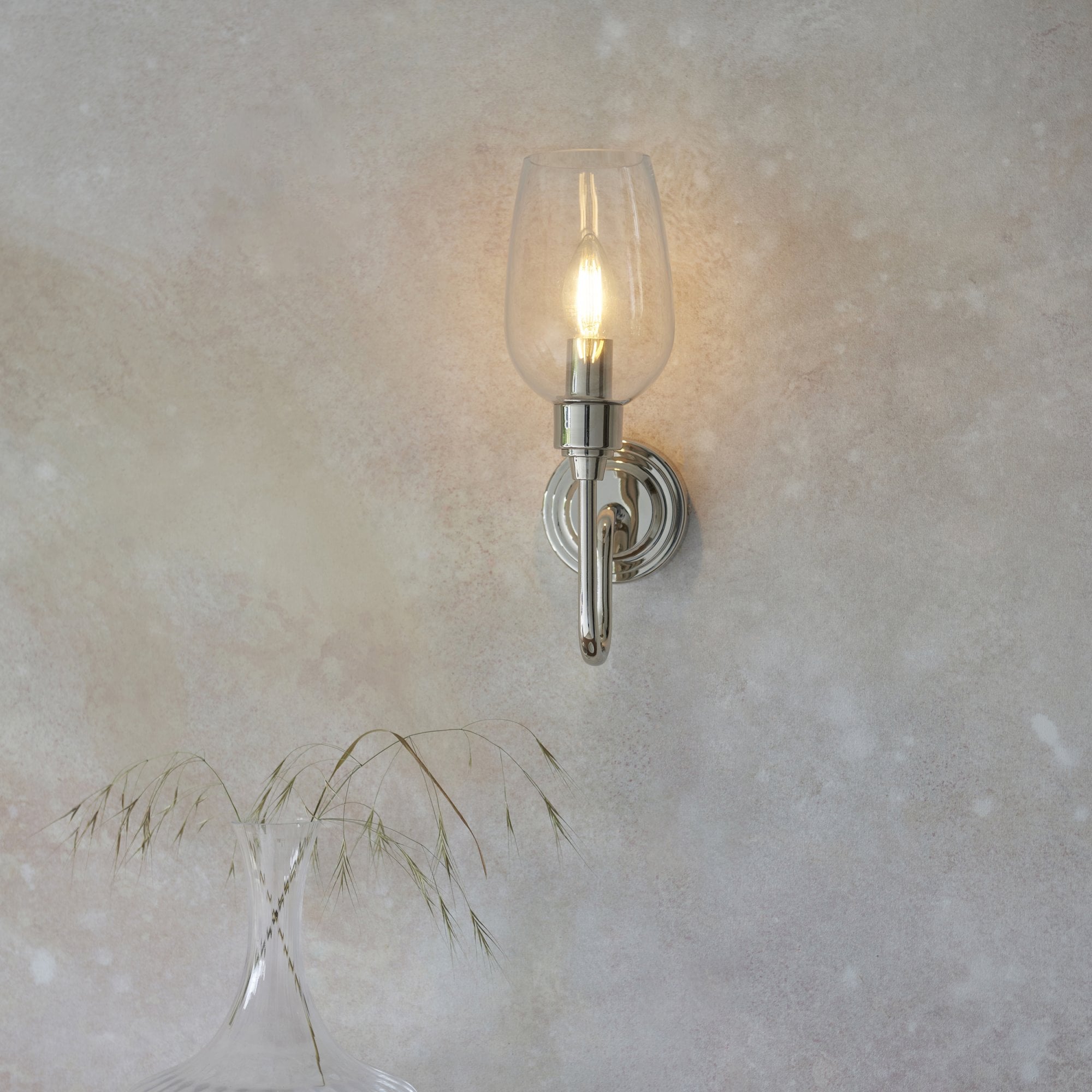 103316 Wall 1 Light Bright Nickel Plate And Clear Glass