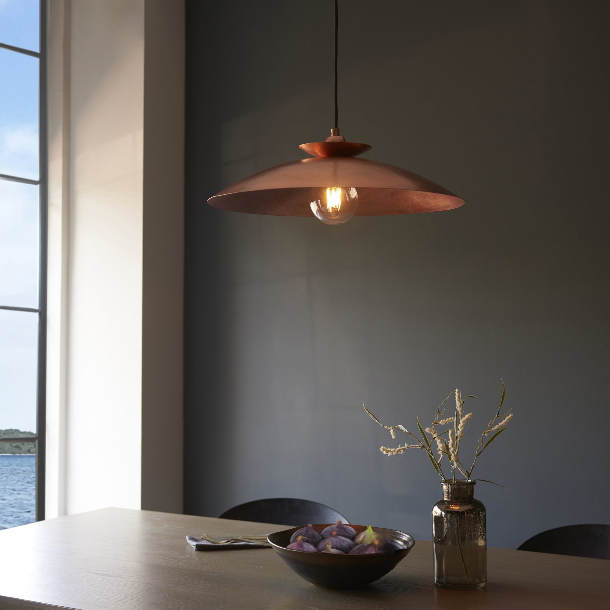 104010 Pendant 1 Light Hammered Copper And Copper Plate