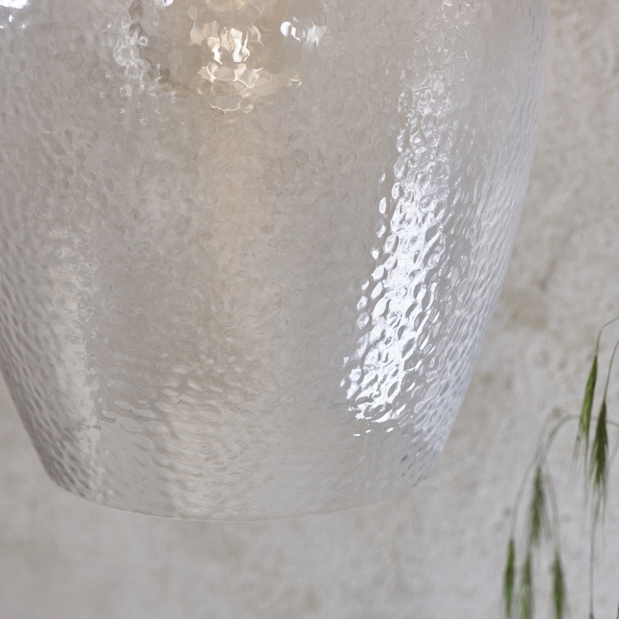 104233 Pendant 1 Light Bright Nickel Plate And Clear Hammered Glass