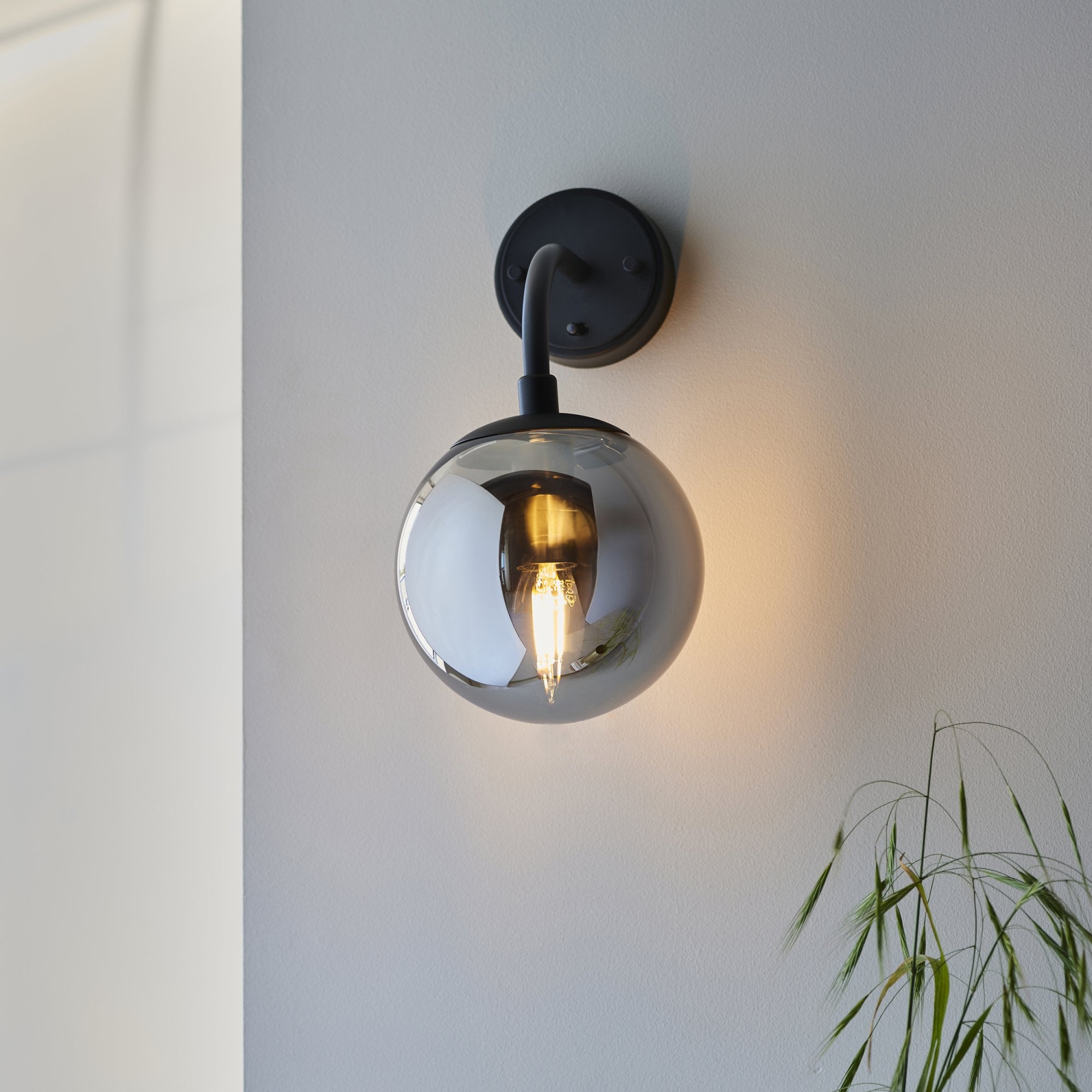 106664 Wall 1 Light Matt Black And Smoked Mirror Glass