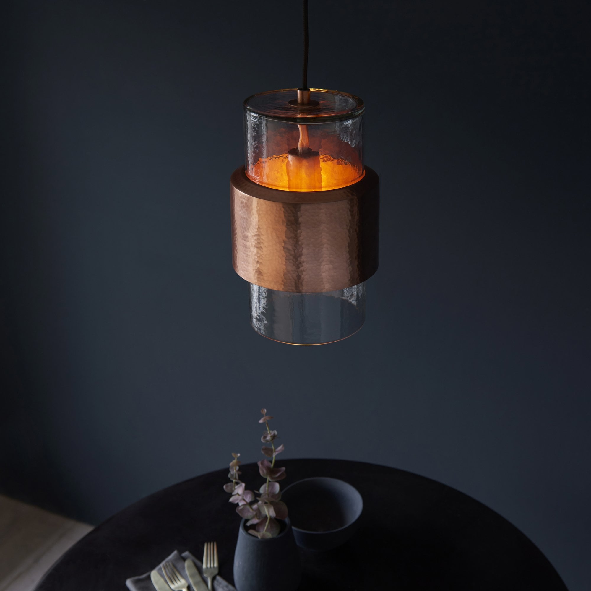 106720 Pendant 1 Light Hammered Copper Plate And Textured Clear Glass