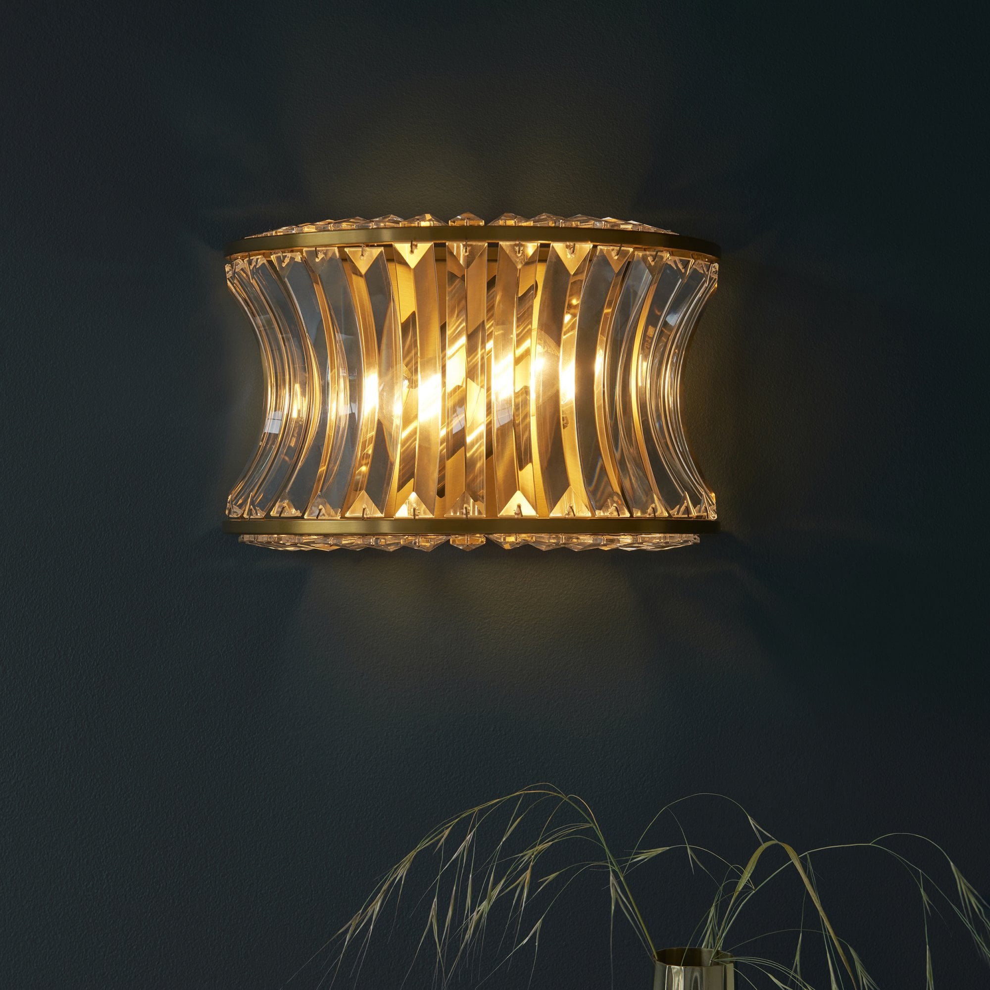 106812 Wall 2 Light Warm Brass Plate With Crystal And Clear Glass
