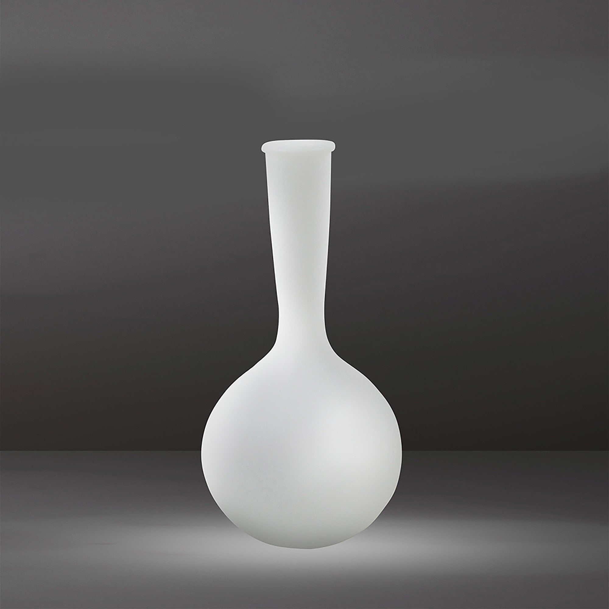 M3663 Flower Pot Outdoor Small Opal White