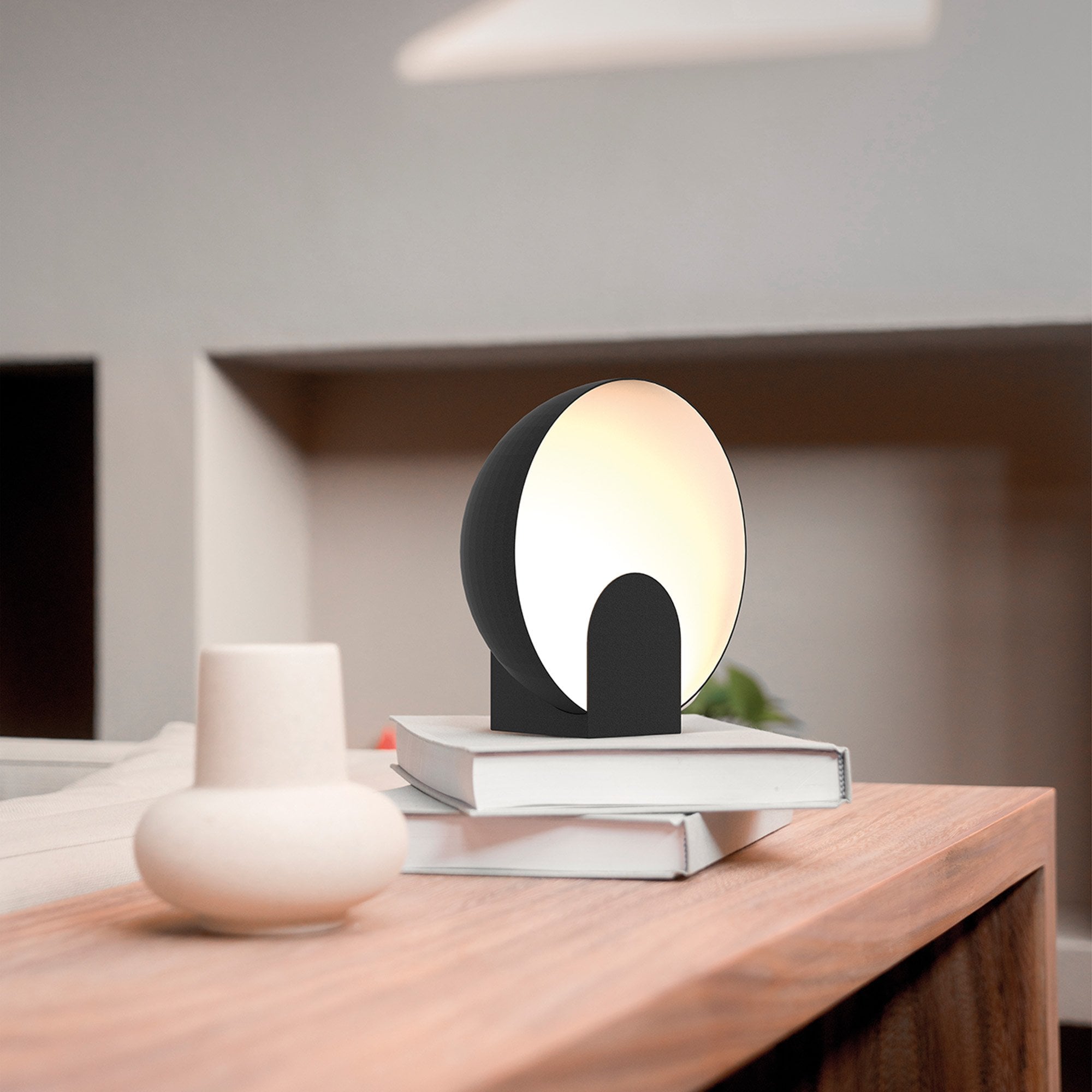M8433 Oculo 20cm LED Table Lamp Black