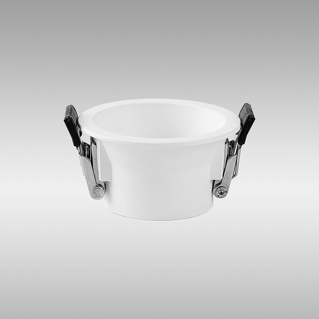 M8447 Trimasi 60 x 31mm Recessed Base Sand White