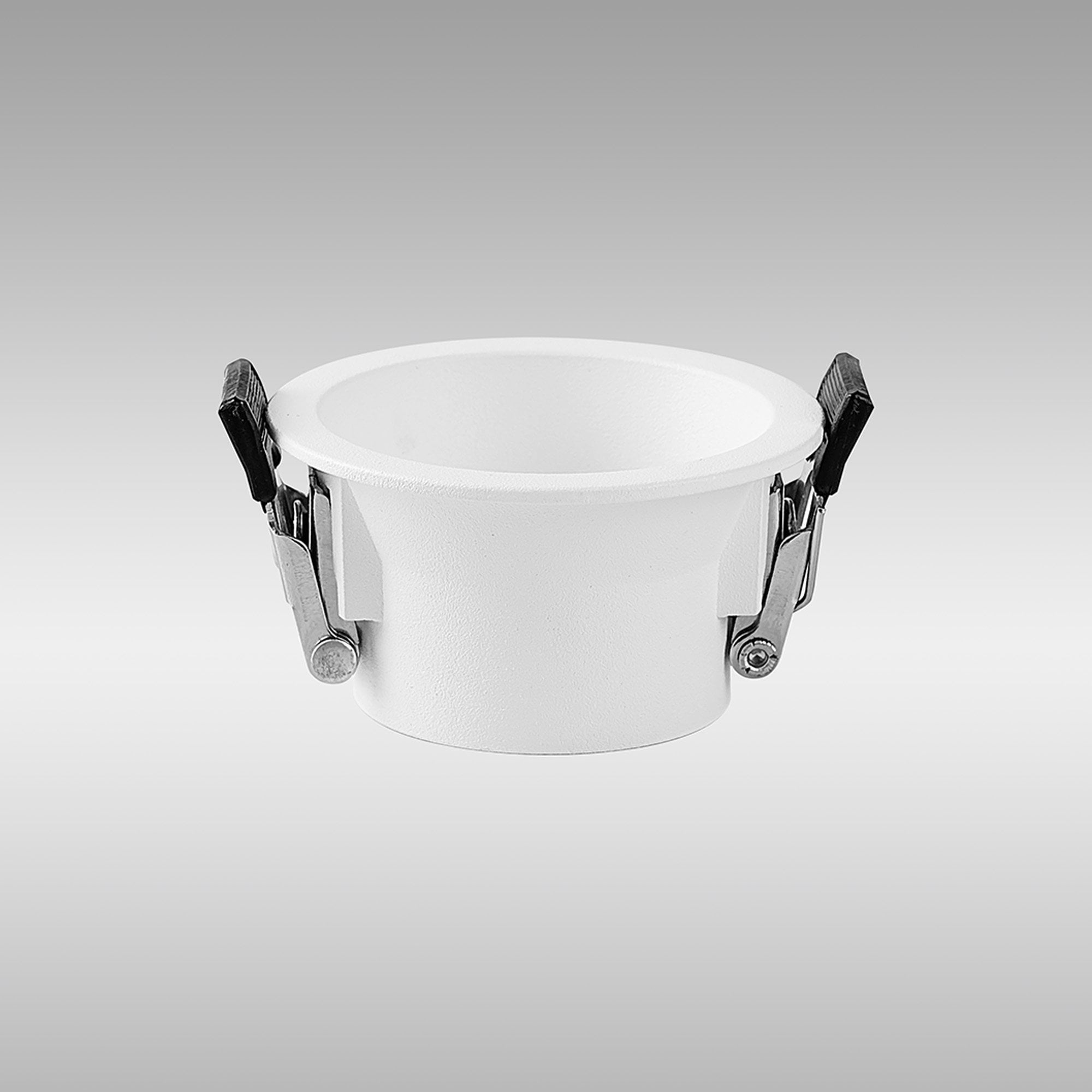 M8447 Trimasi 60 x 31mm Recessed Base Sand White