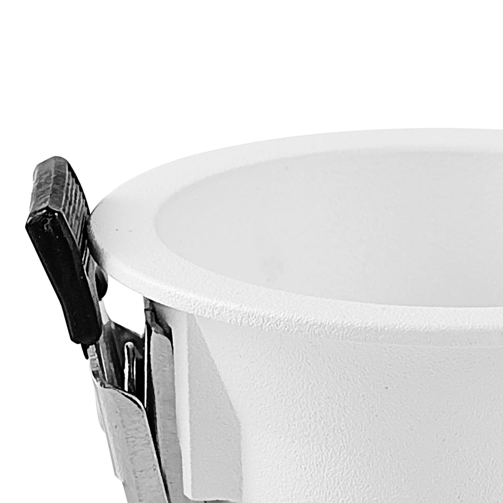 M8447 Trimasi 60 x 31mm Recessed Base Sand White