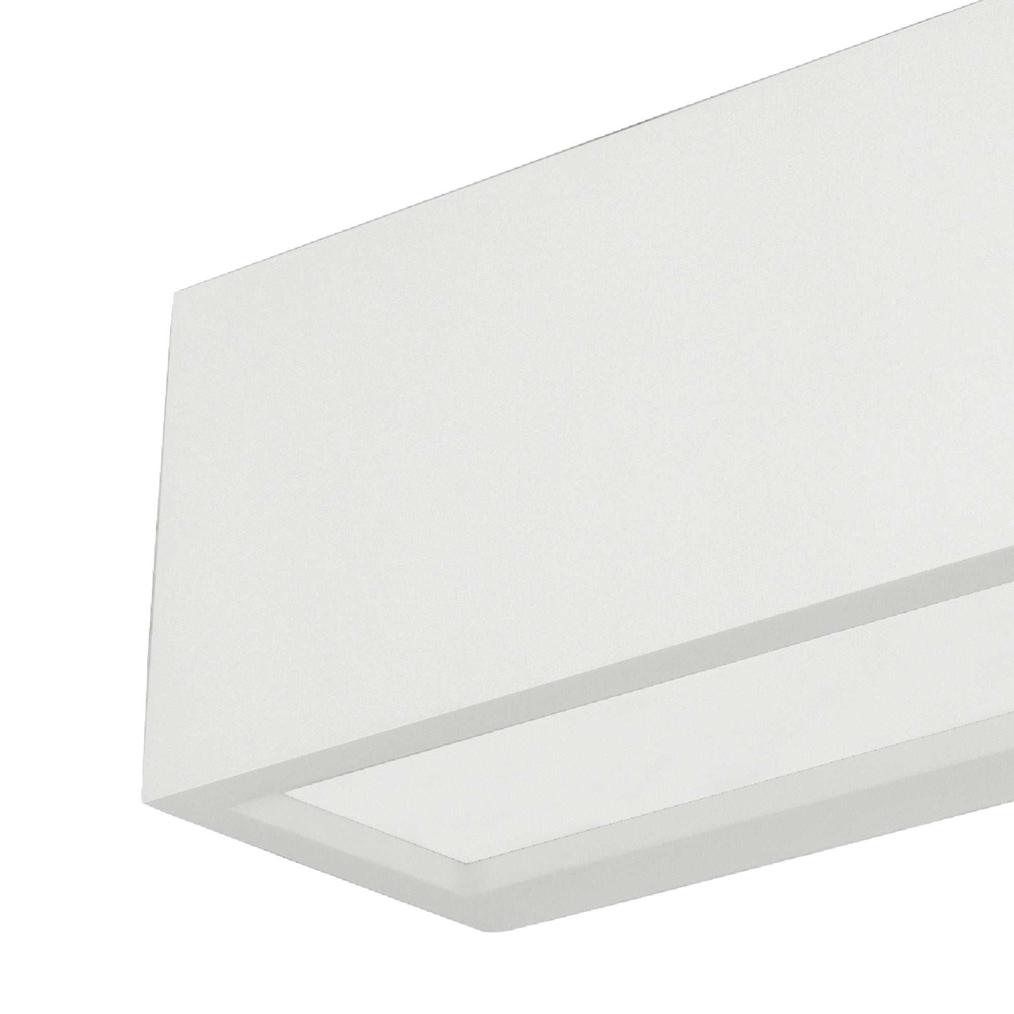 M8353 Utah Outdoor 1 Light Wall Lamp Up/Down White