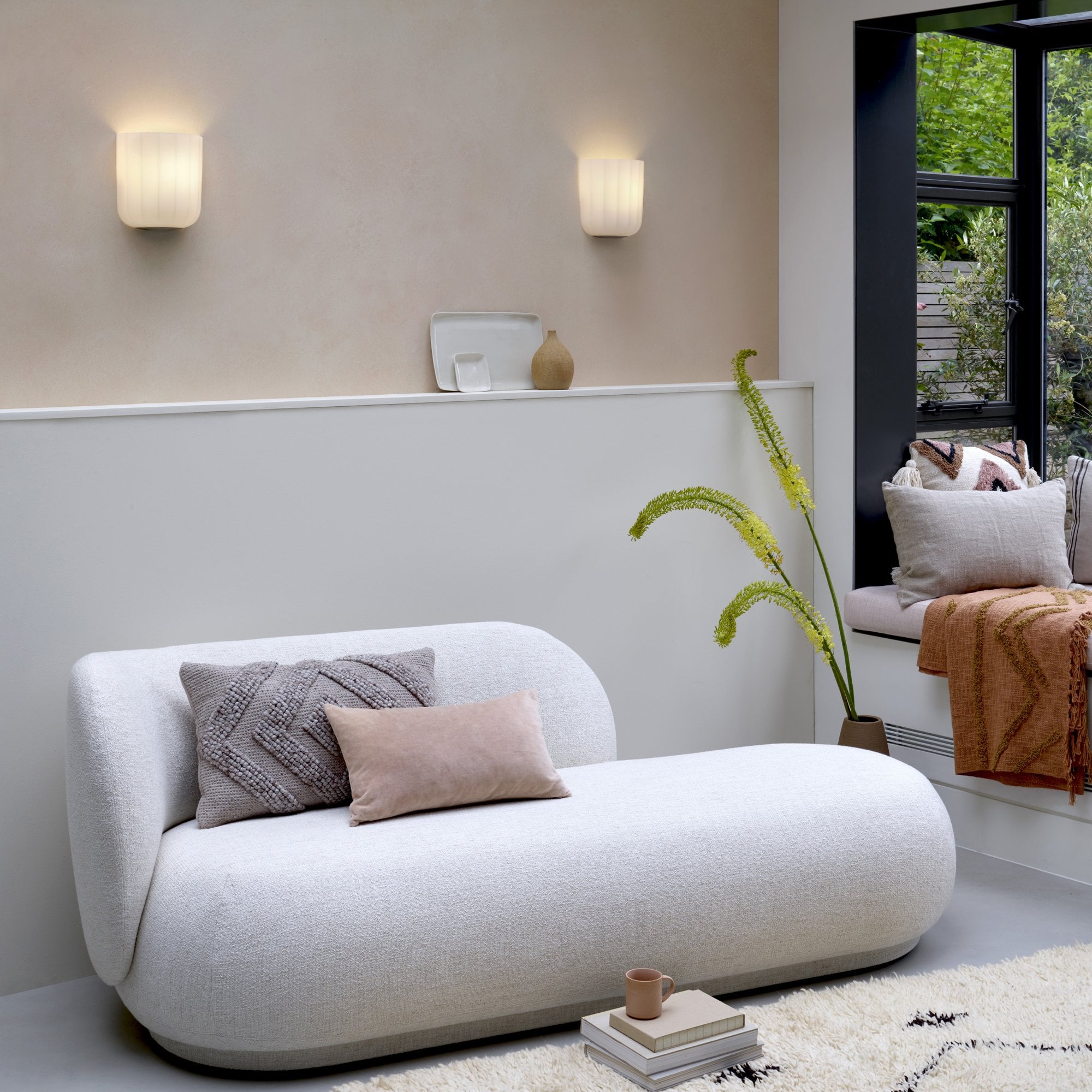 Veo Wall  Light Matt Bronze