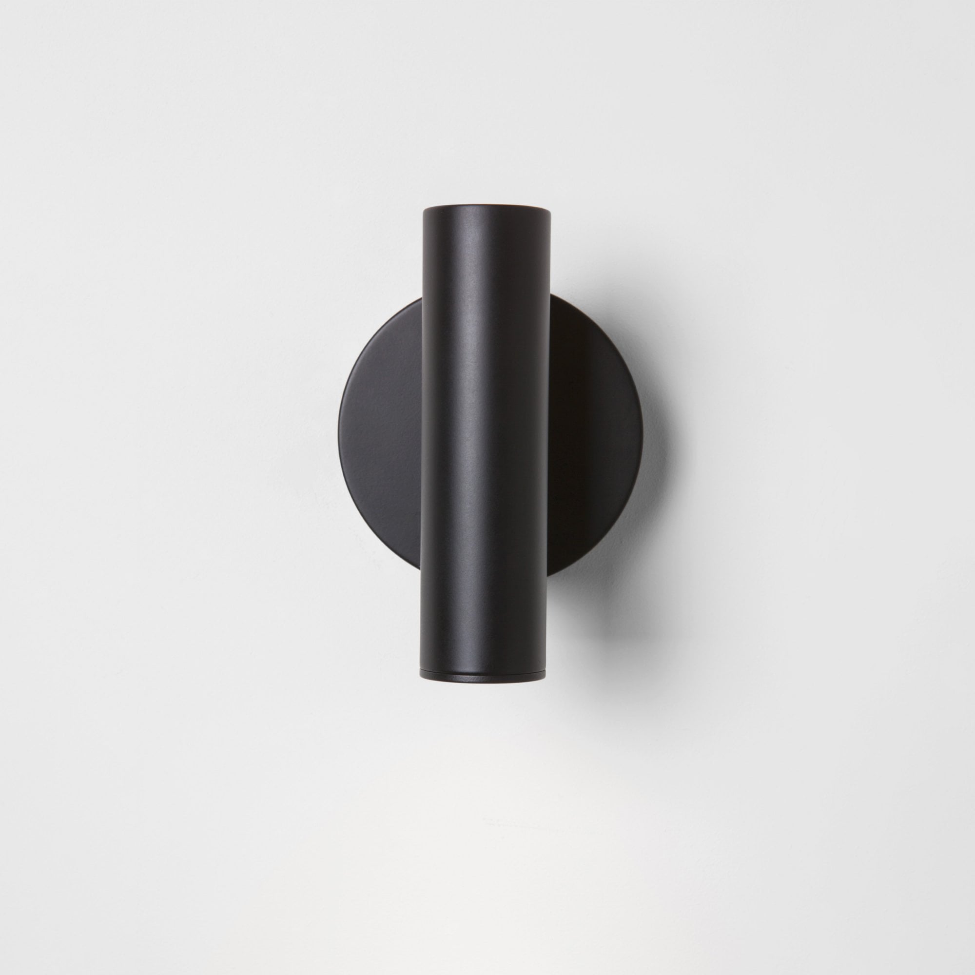 1058027 Enna Surface LED Reading Light Matt Black