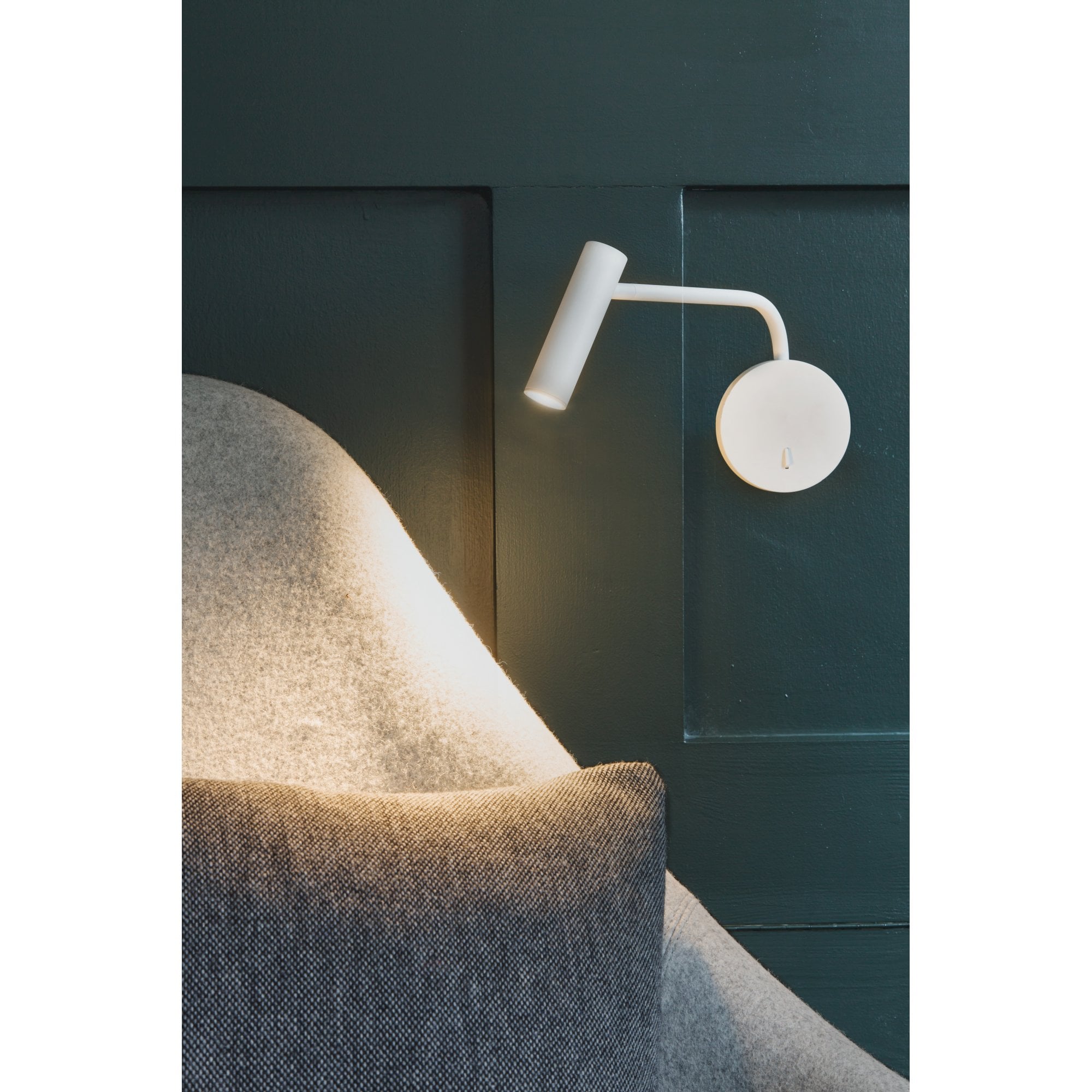 1058032 Enna Wall LED Reading Light Matt White