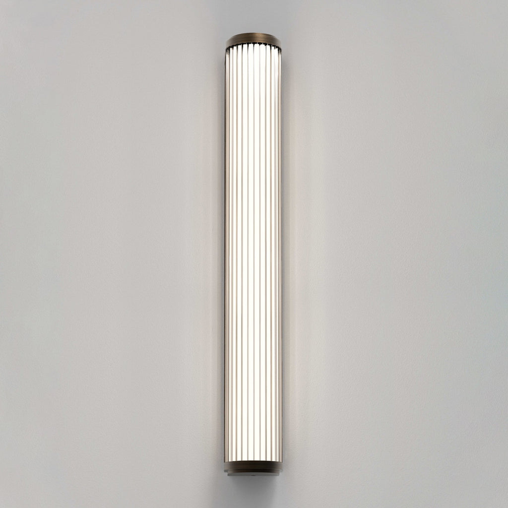 1380082 Versailles 600 LED Bathroom Wall Light Bronze