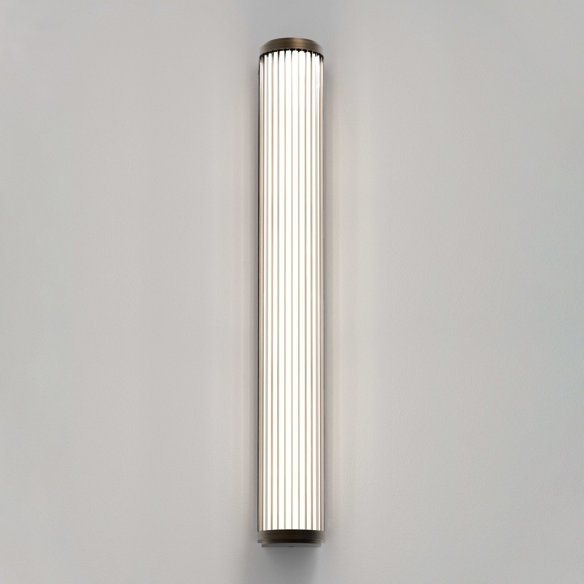 1380082 Versailles 600 LED Bathroom Wall Light Bronze