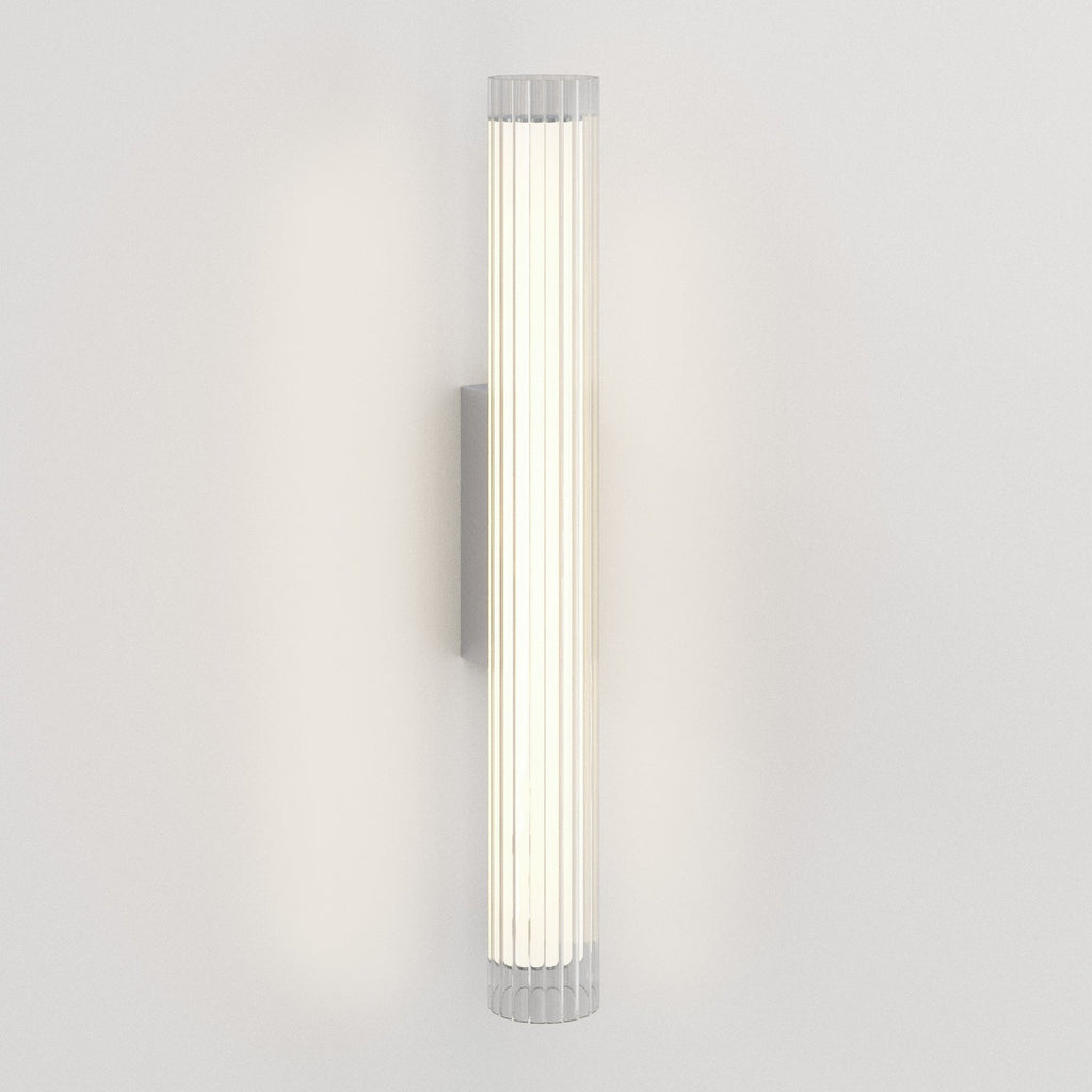 1409058 io 665 LED Bathroom Wall Light Polished Chrome