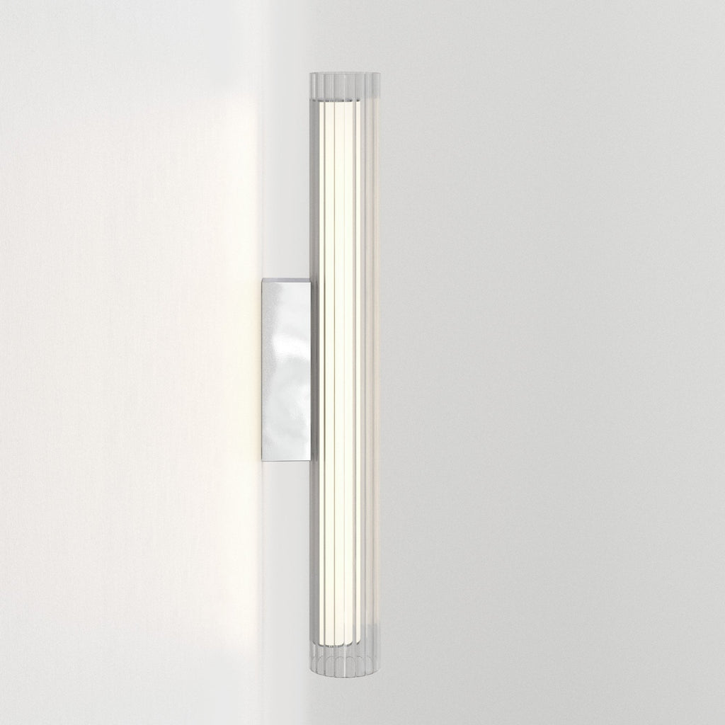 1409058 io 665 LED Bathroom Wall Light Polished Chrome